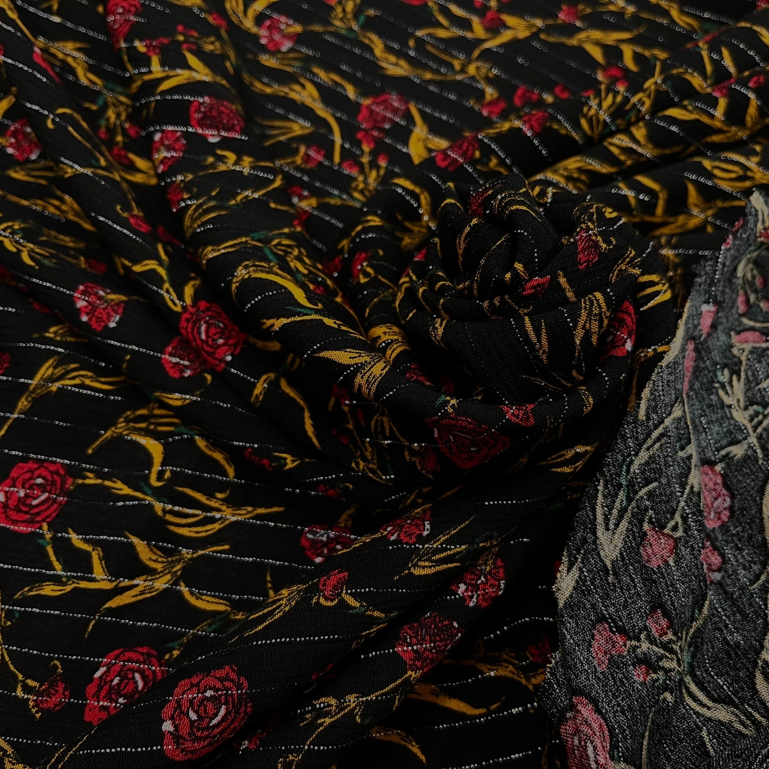 LUREX YORYU FOND NOIR ROSE ROUGE - My Little Coupon