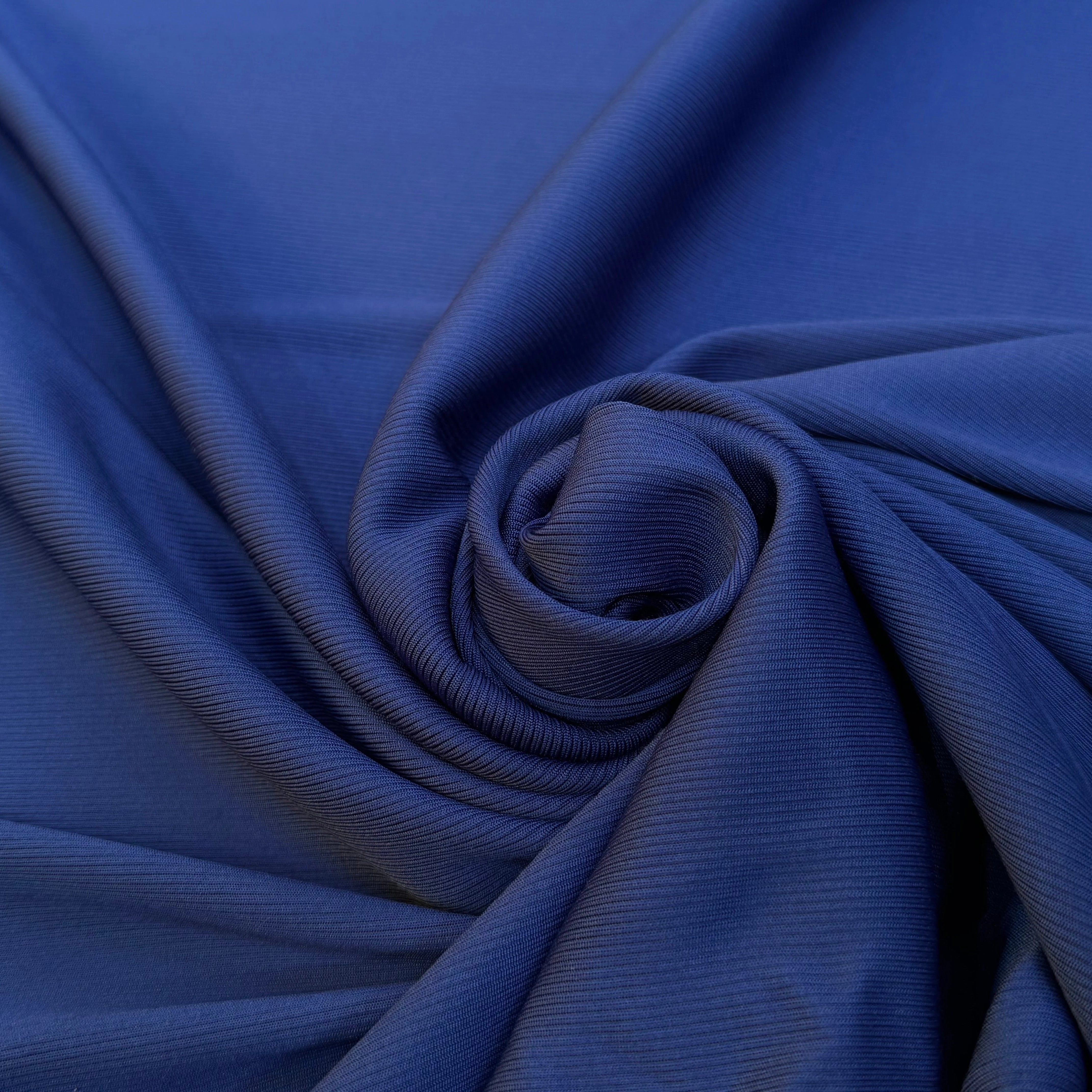 MAILLE COTELÉE LOURDE BLEU LÉGÈREMENT SATINÉ - My Little Coupon