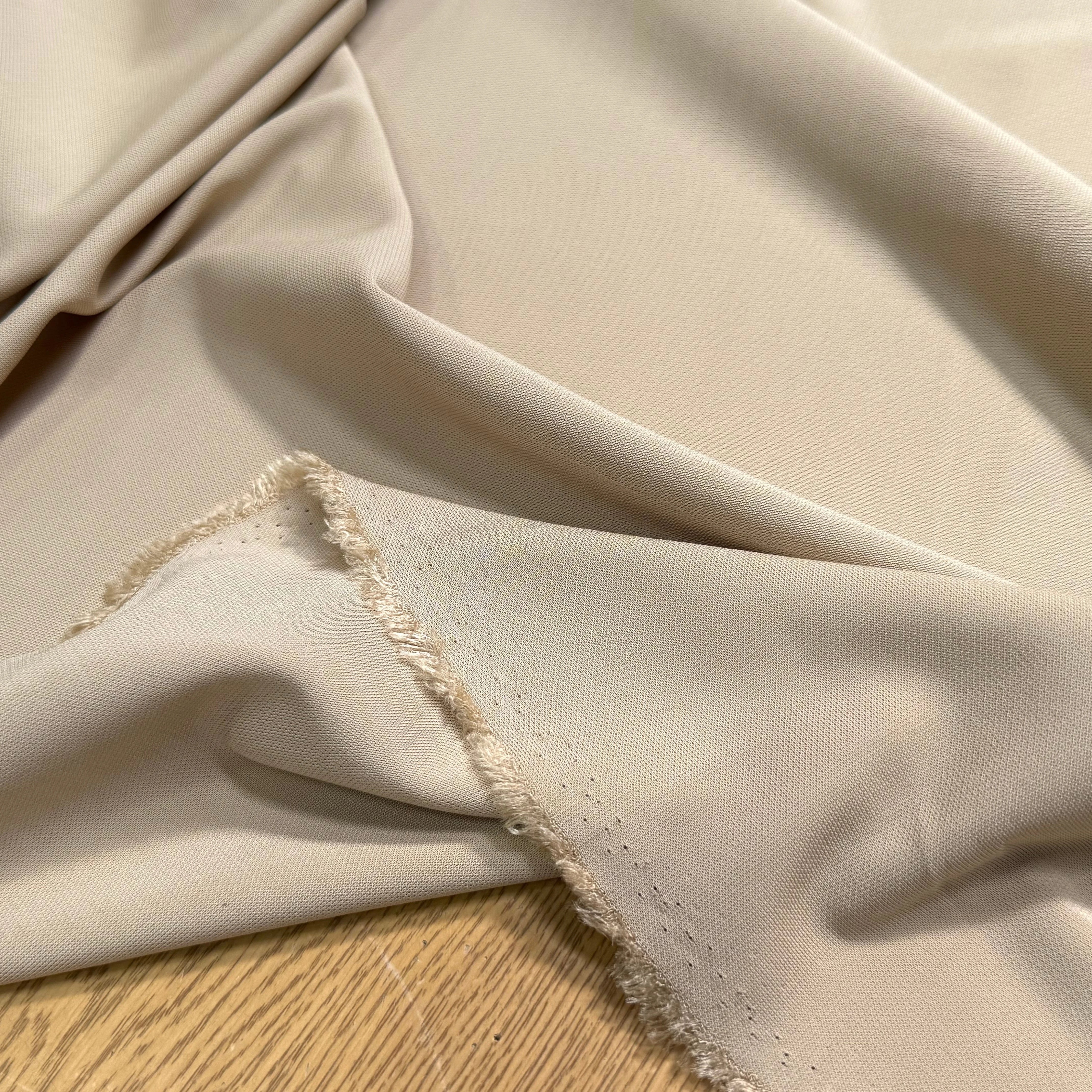 MAILLE CREPÉE STRETCH BEIGE CRÈME - My Little Coupon
