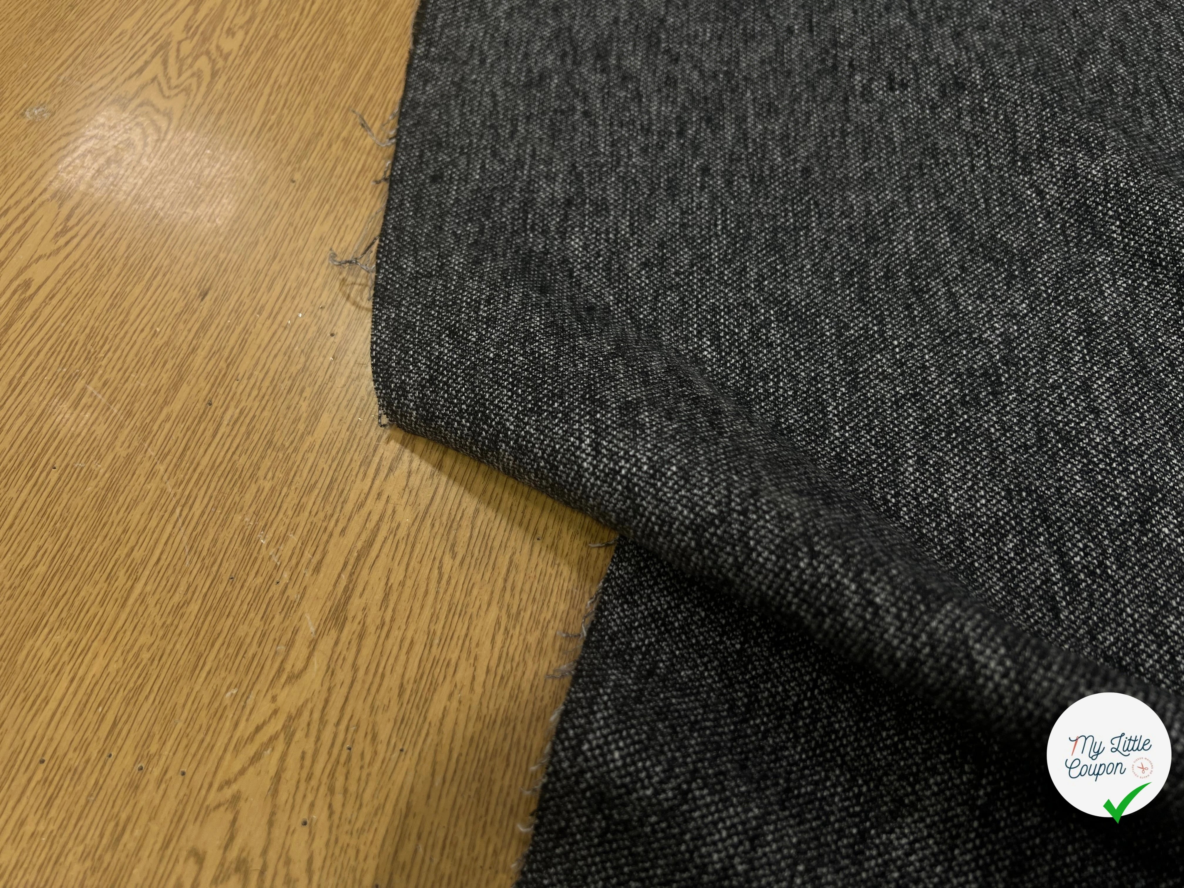 MAILLE DE LAINE LOURDE NOIRE ET BLANCHE - My Little Coupon