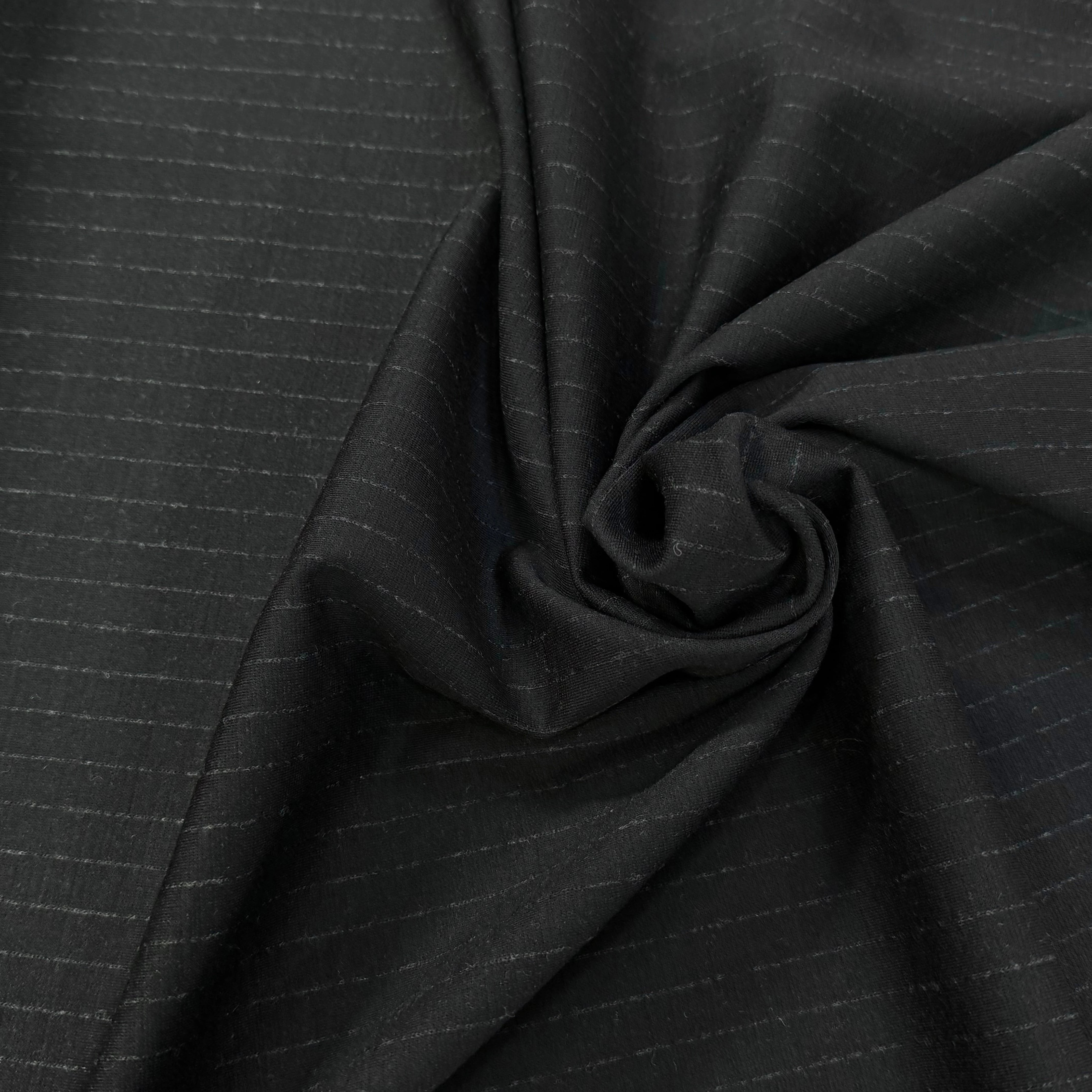 MAILLE DE LAINE ULTRA STRETCH NOIR RAYÉE BELLE TENUE - My Little Coupon