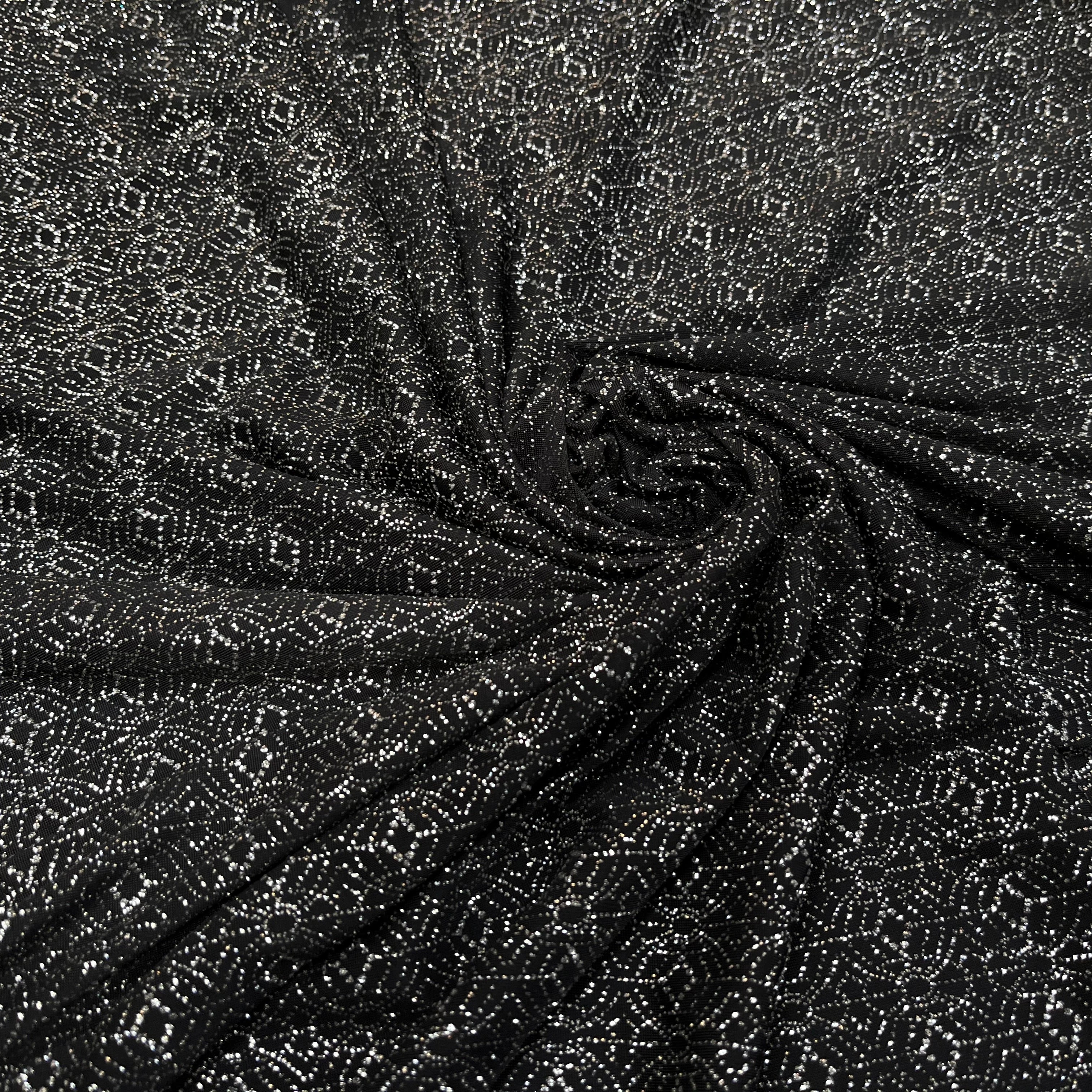 MAILLE FÊTE SÉQUIN MOTIF GLOBE ET GÉOMETRIQUE BLACK&SILVER - My Little Coupon