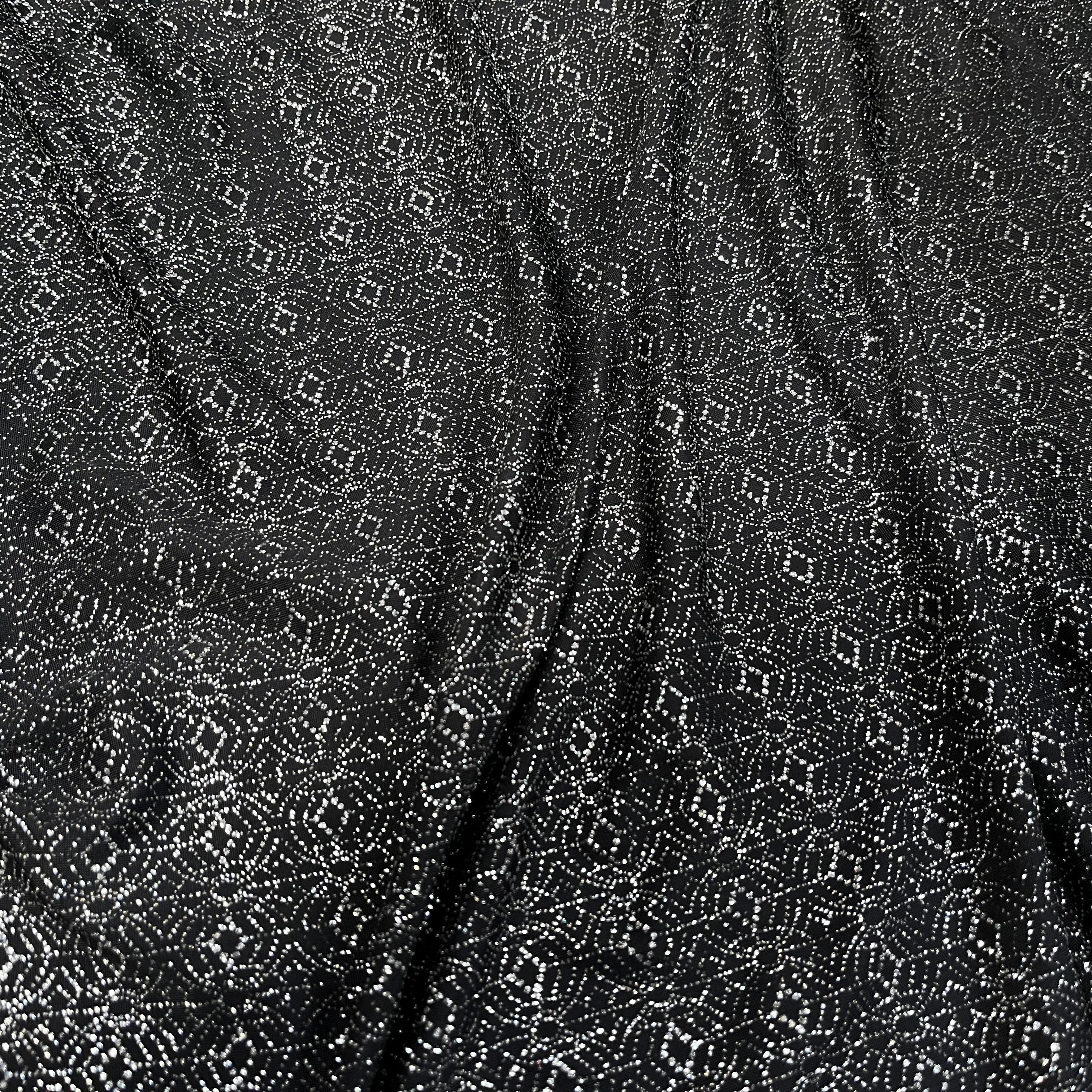 MAILLE FÊTE SÉQUIN MOTIF GLOBE ET GÉOMETRIQUE BLACK&SILVER - My Little Coupon