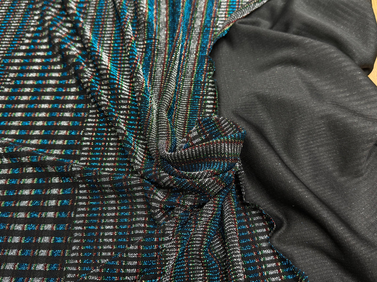 MAILLE FÊTE ULTRA STRETCH BRILLANT POLY INTERLOCK TURQUOISE/RED - My Little Coupon