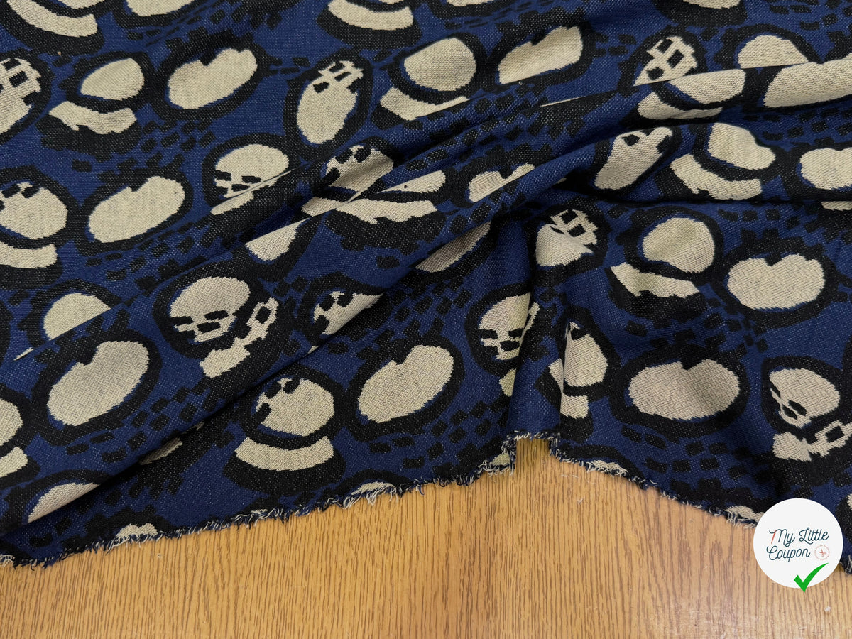 MAILLE JACQUARD ESPRIT MILANO MOTIF ABSTRAIT ÉCRU FOND BLEU MARINE - My Little Coupon