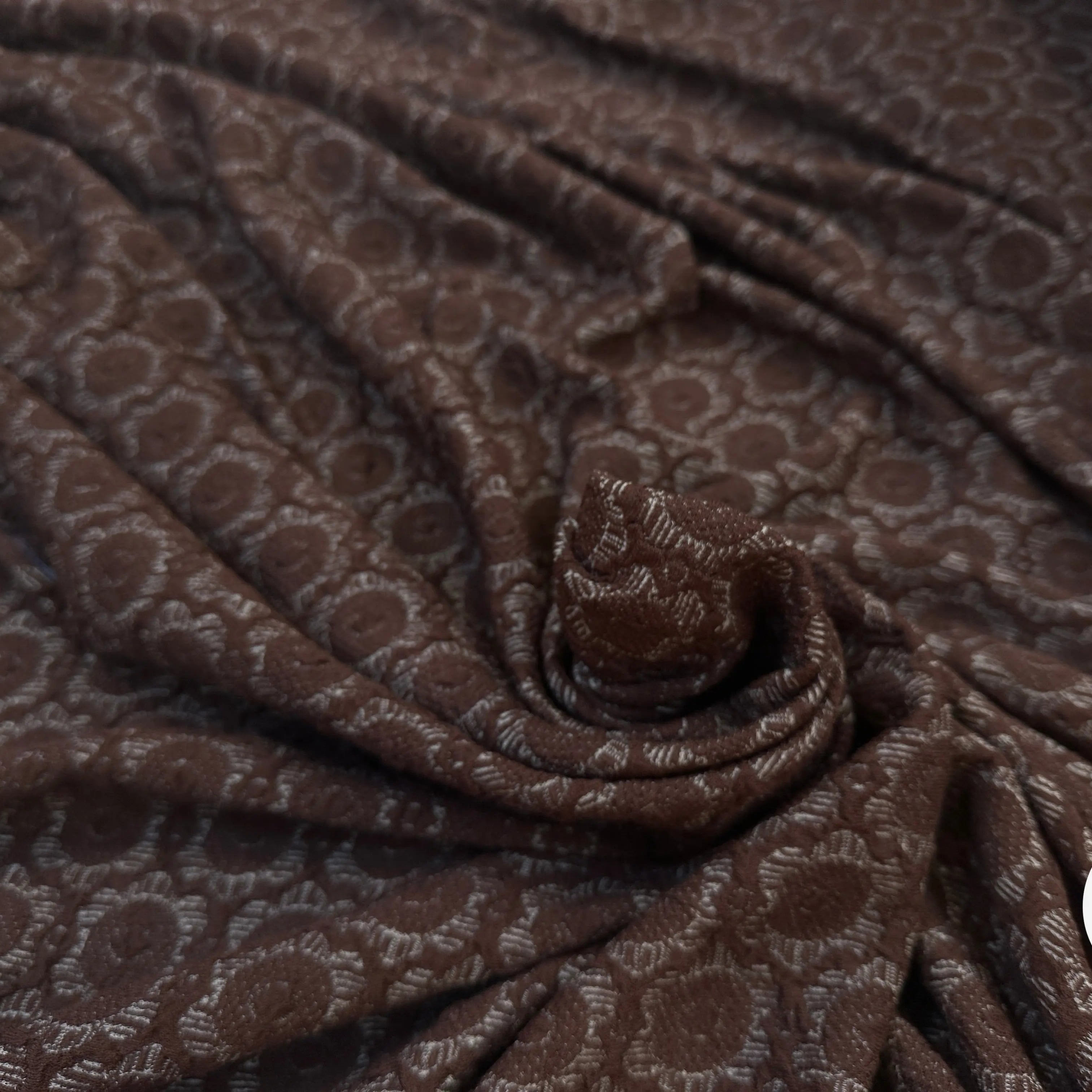 MAILLE JACQUARD VISCOSE PETALES DE ROSE - My Little Coupon