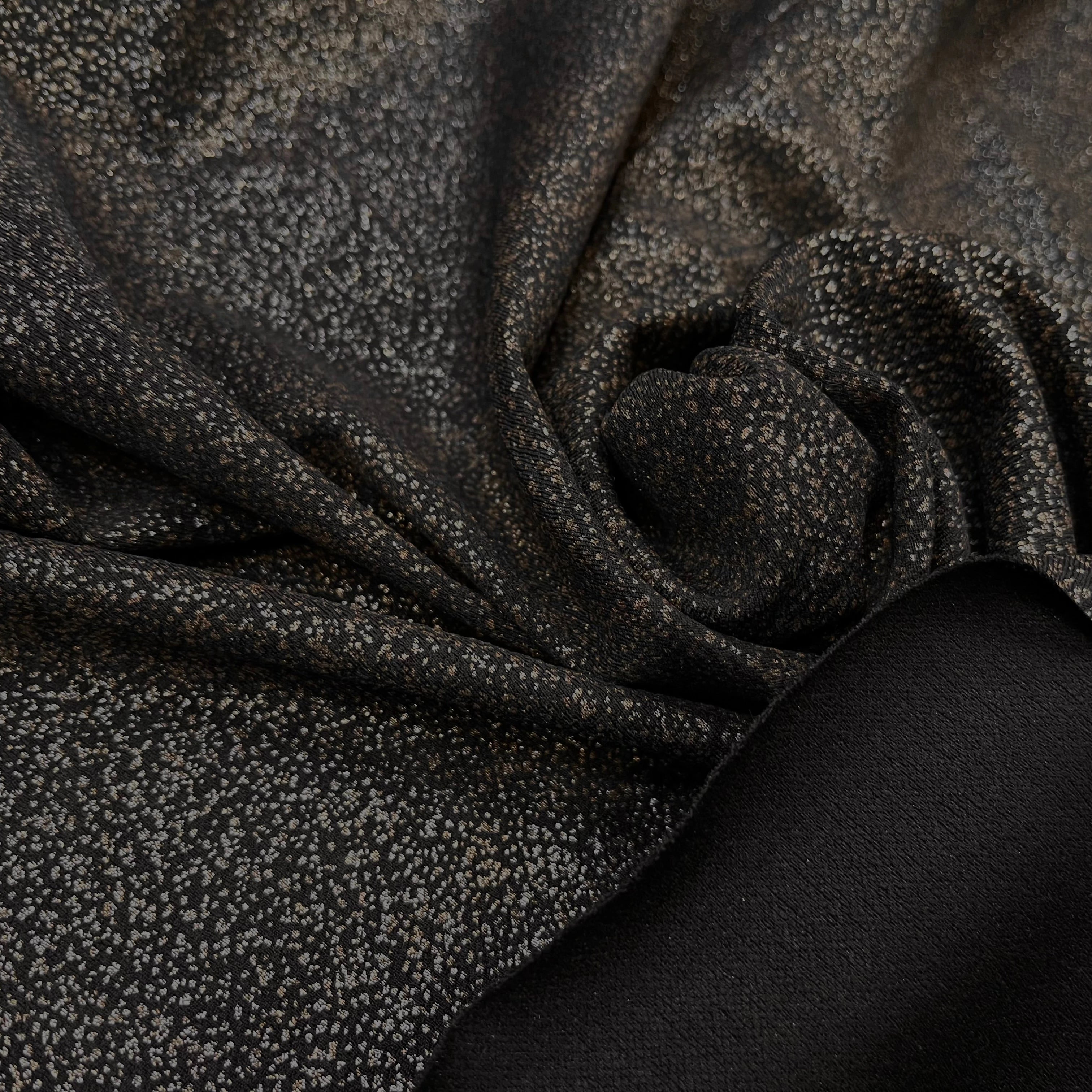 MAILLE JERSEY FOND NOIR POINT ARGENTÉ REFLET BRONZE - My Little Coupon