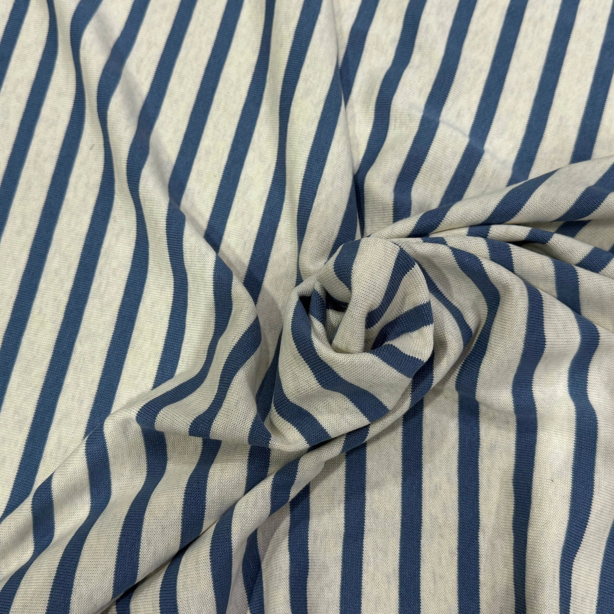 MAILLE LOURDE 100% COTON RAYURES CHANVRE ET MACADAM FABRICATION RÉGION DE TROYES 🇫🇷 - My Little Coupon