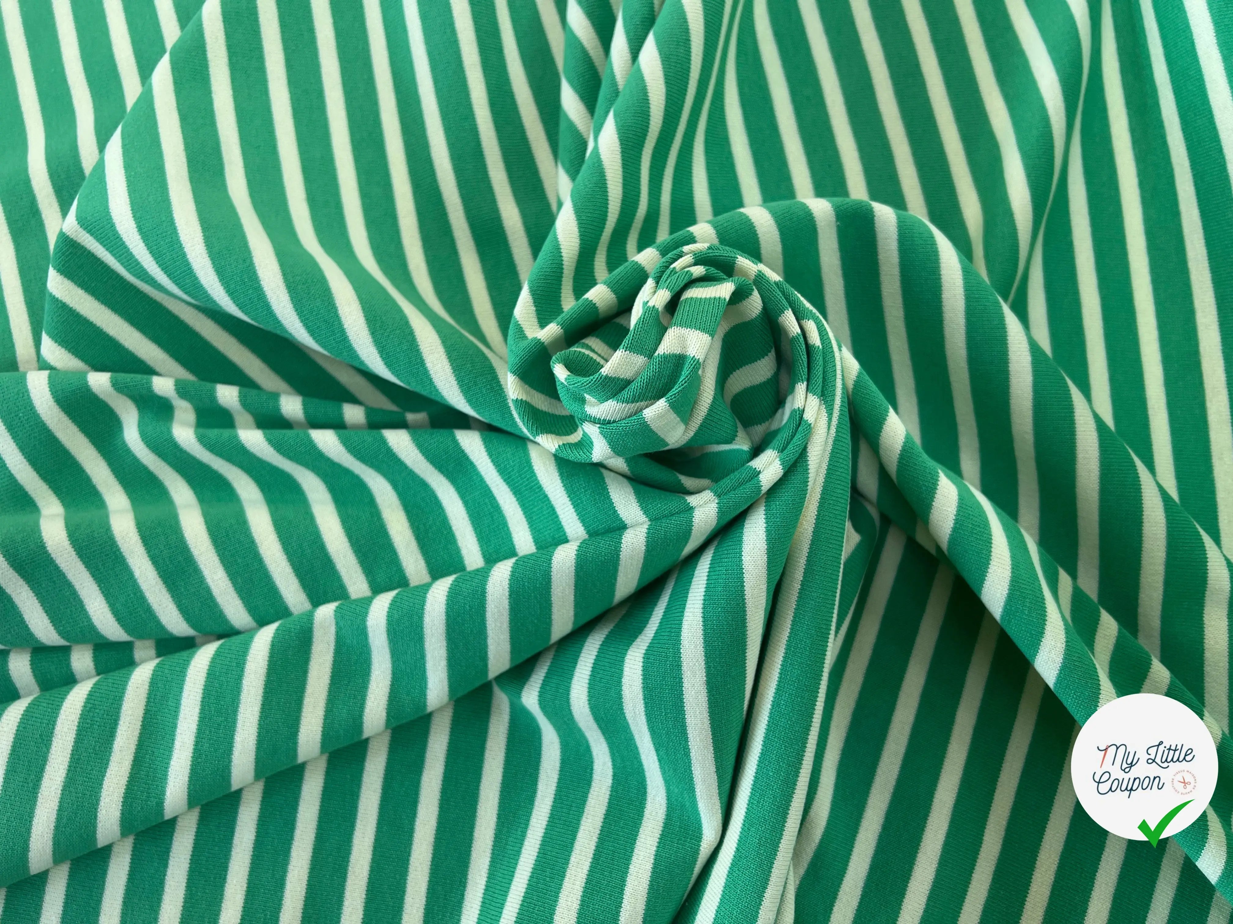 MAILLE LOURDE RAYURES CREME FOND VERT - My Little Coupon