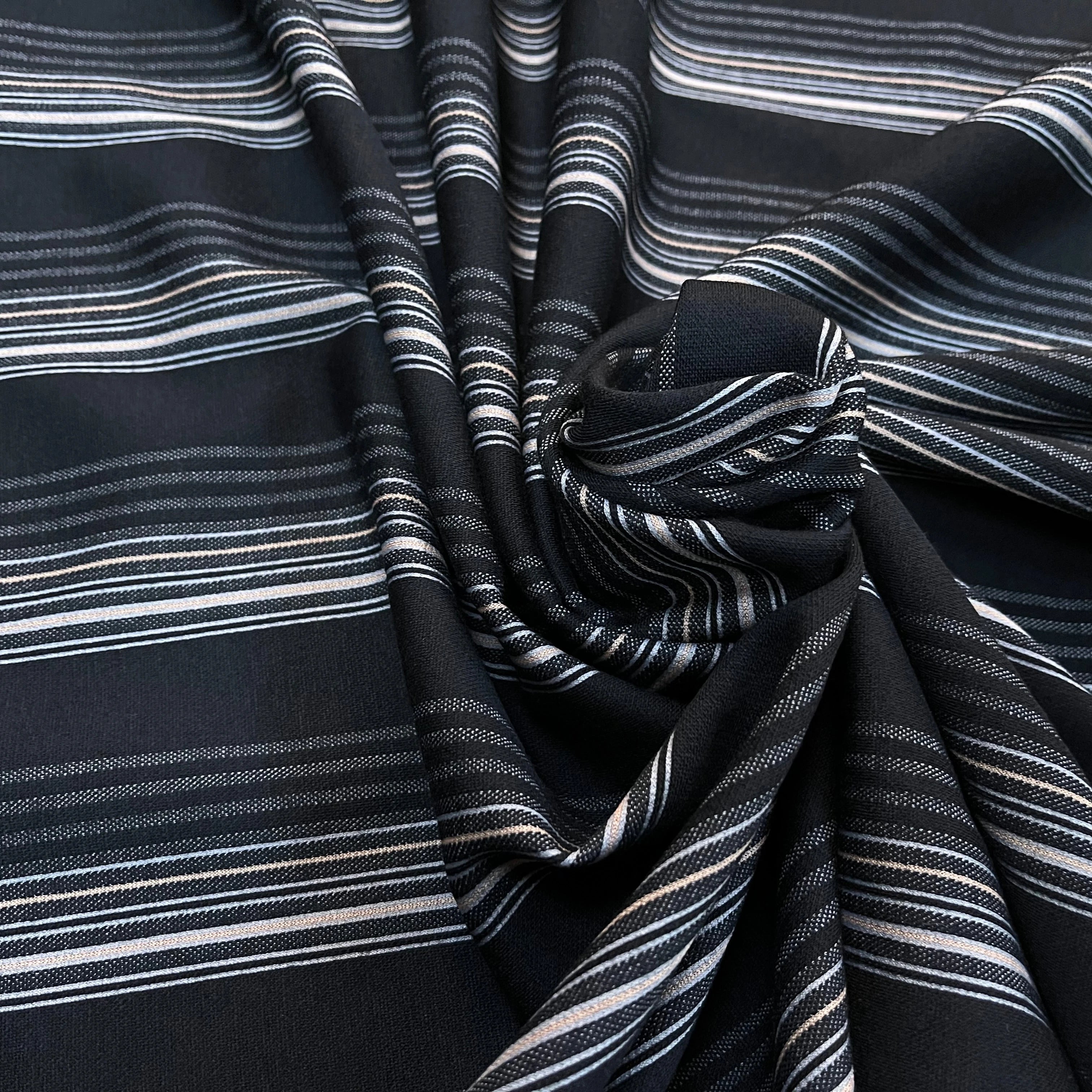 MAILLE MILANO FOND NOIR À RAYURES BEIGE&GRISE STRETCH - My Little Coupon