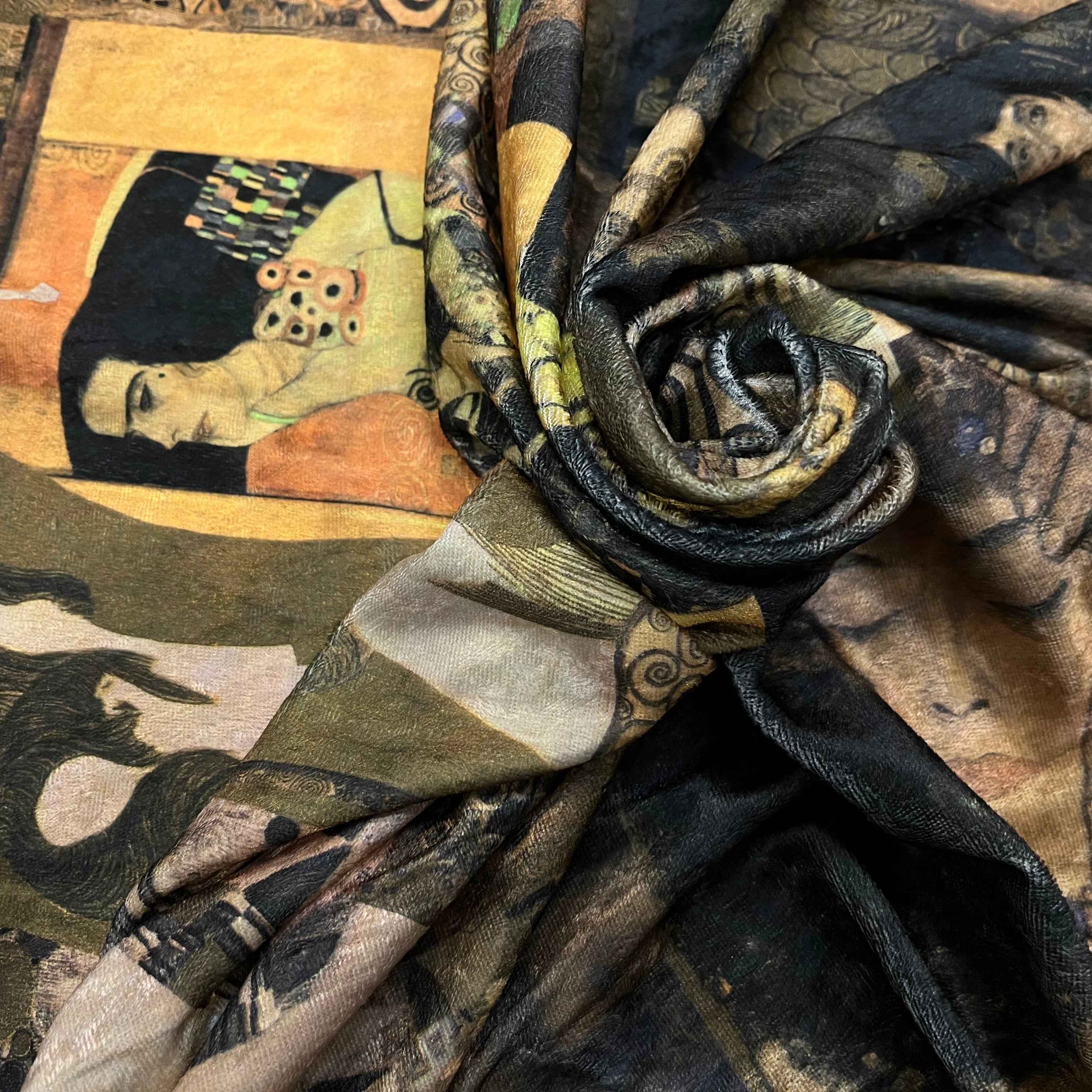 MAILLE MOTIF MOSAIQUE DE VISAGE - My Little Coupon