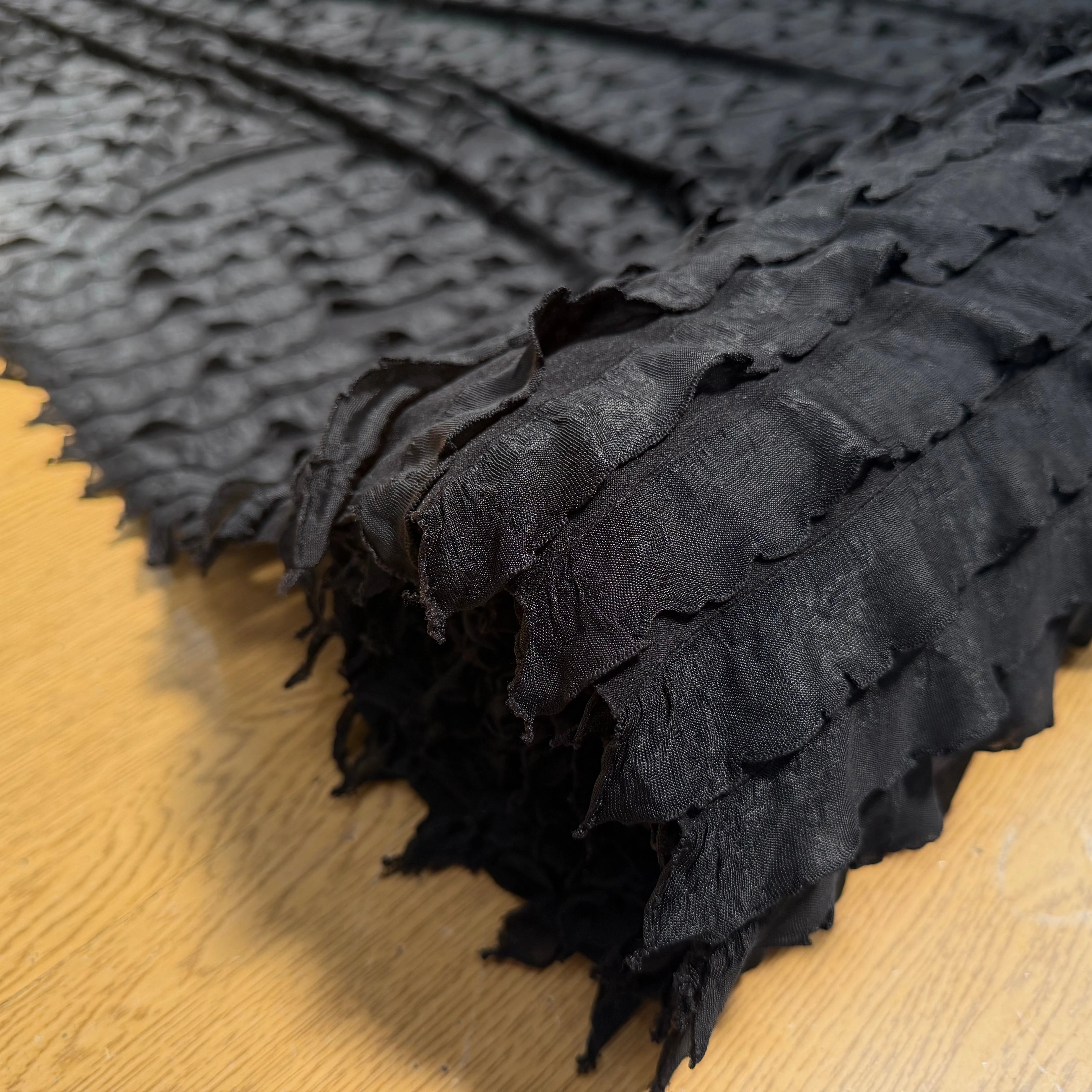 MAILLE NOIRE À VOLANT - My Little Coupon