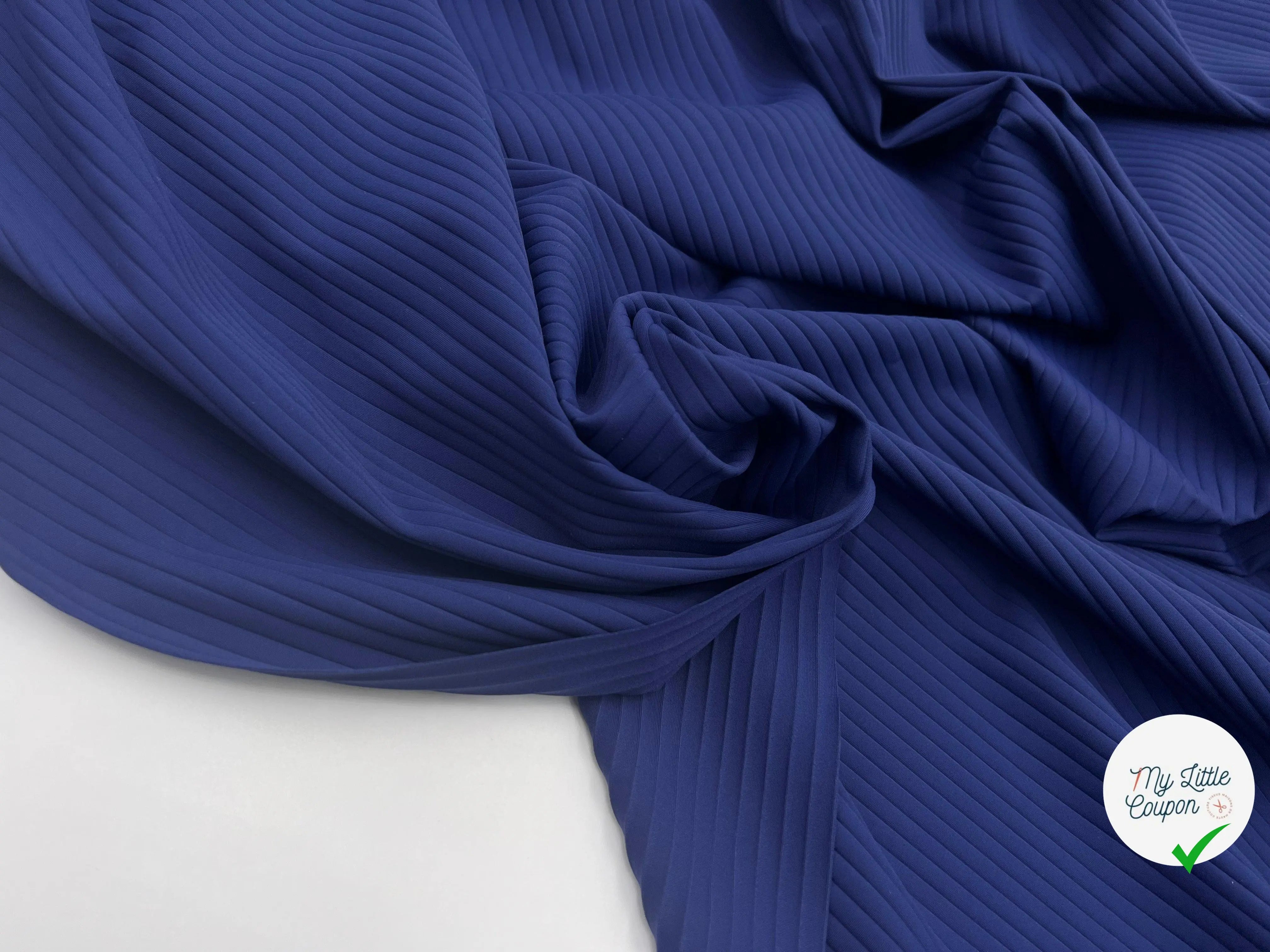 MAILLE PIQUÉ CANNELÉE NAVY TRÈS EXTENSIBLE - coupon de tissu de 3 mètres - My Little Coupon - tissu - coudre