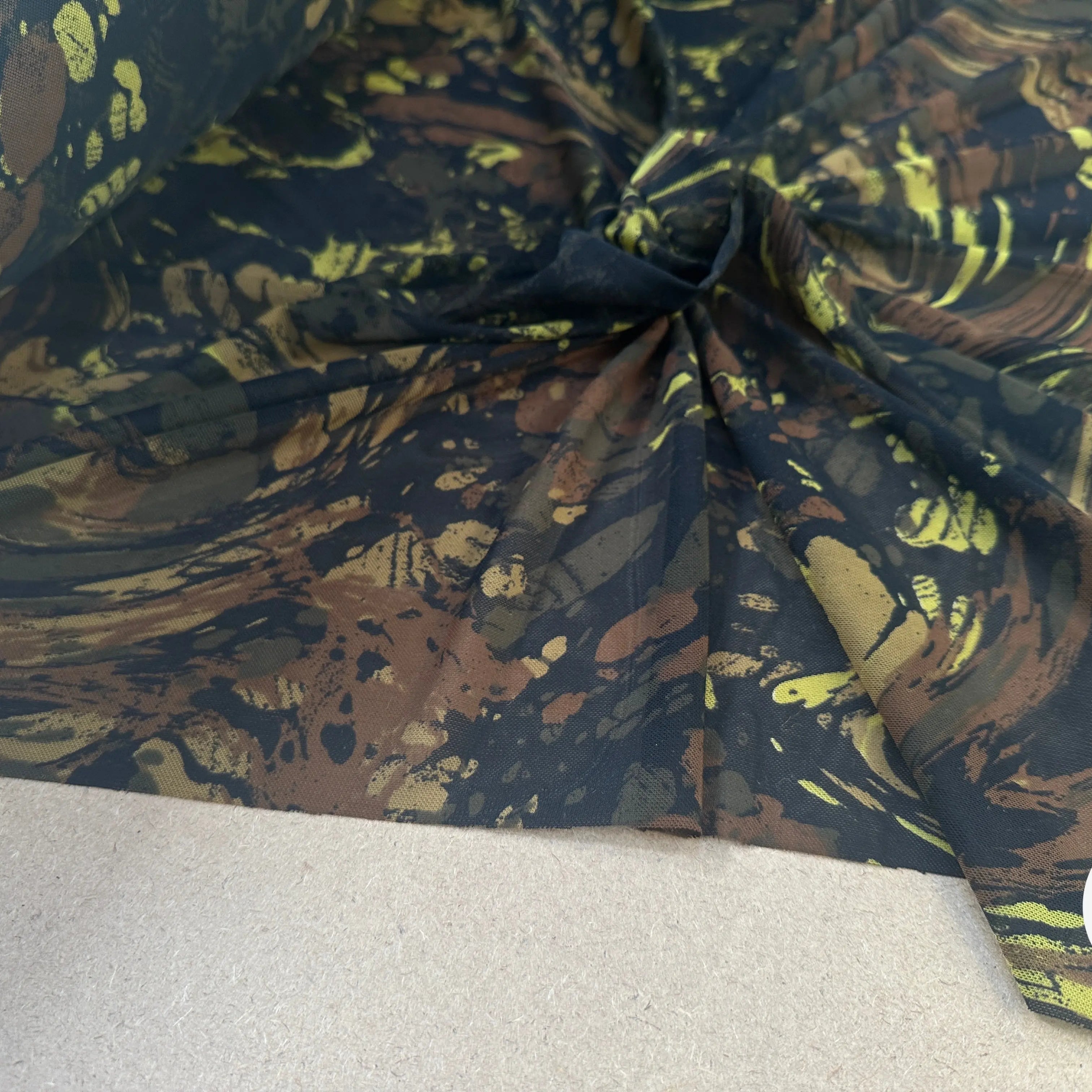 MAILLE RESILLE JUNGLE PALUDE VERT MARRON - My Little Coupon