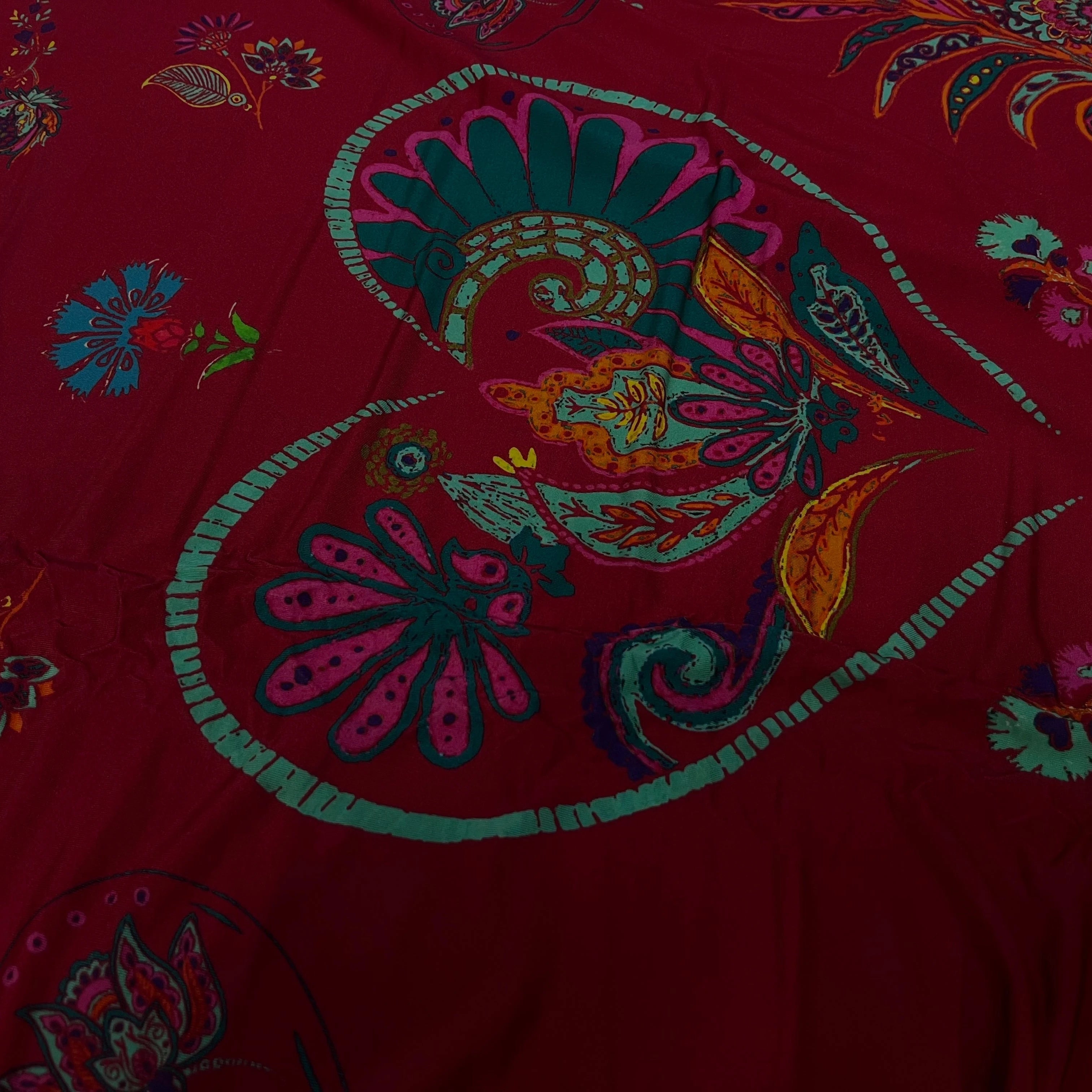 MAILLE VISCOSE BORDEAUX À MOTIFS COEURS ET FEUILLAGES - My Little Coupon