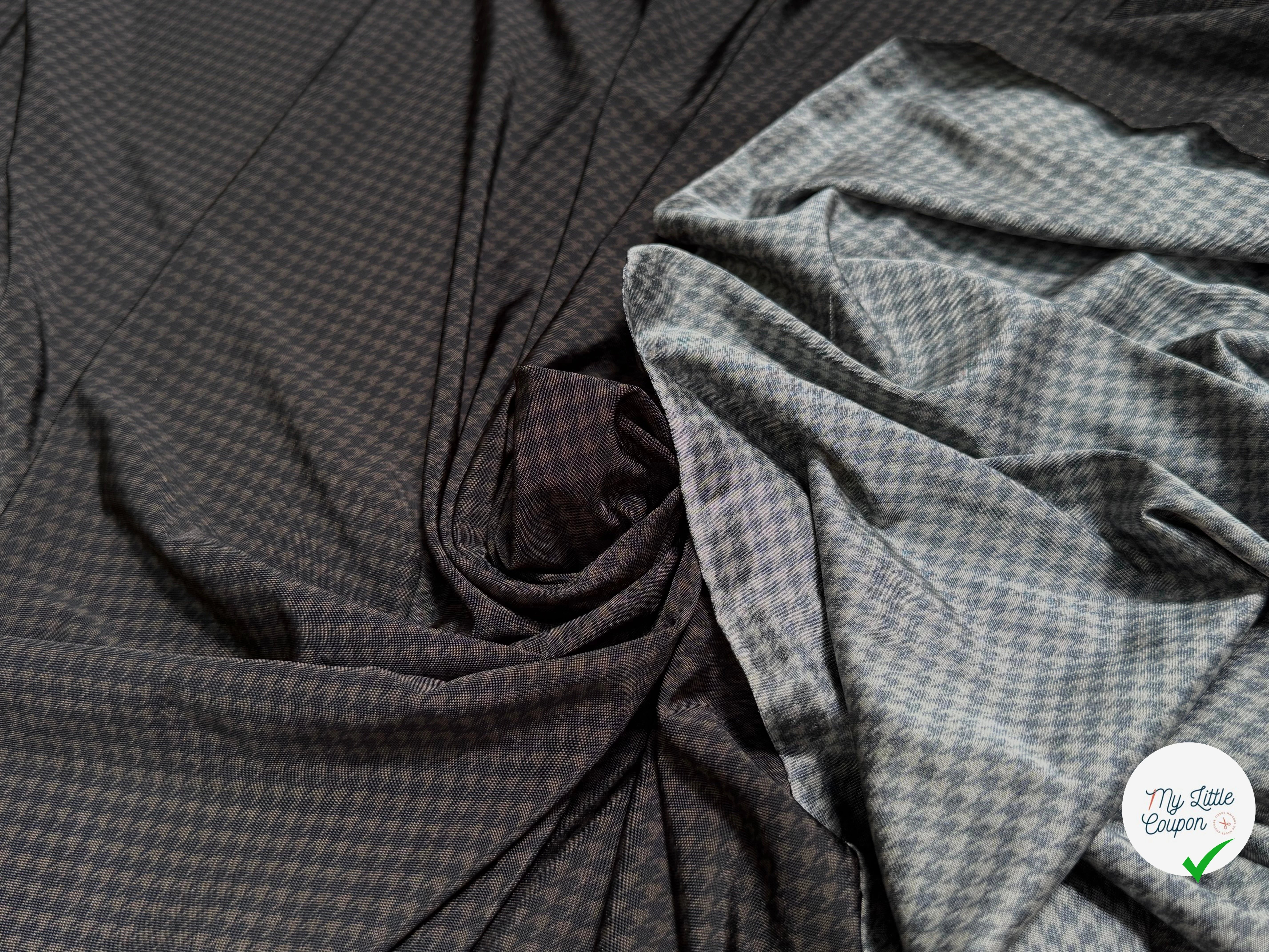 MAILLE VISCOSE FLUIDE ULTRA STRETCH FOND NOIR MINI PIED DE POULE MARRON SATINÉE - My Little Coupon