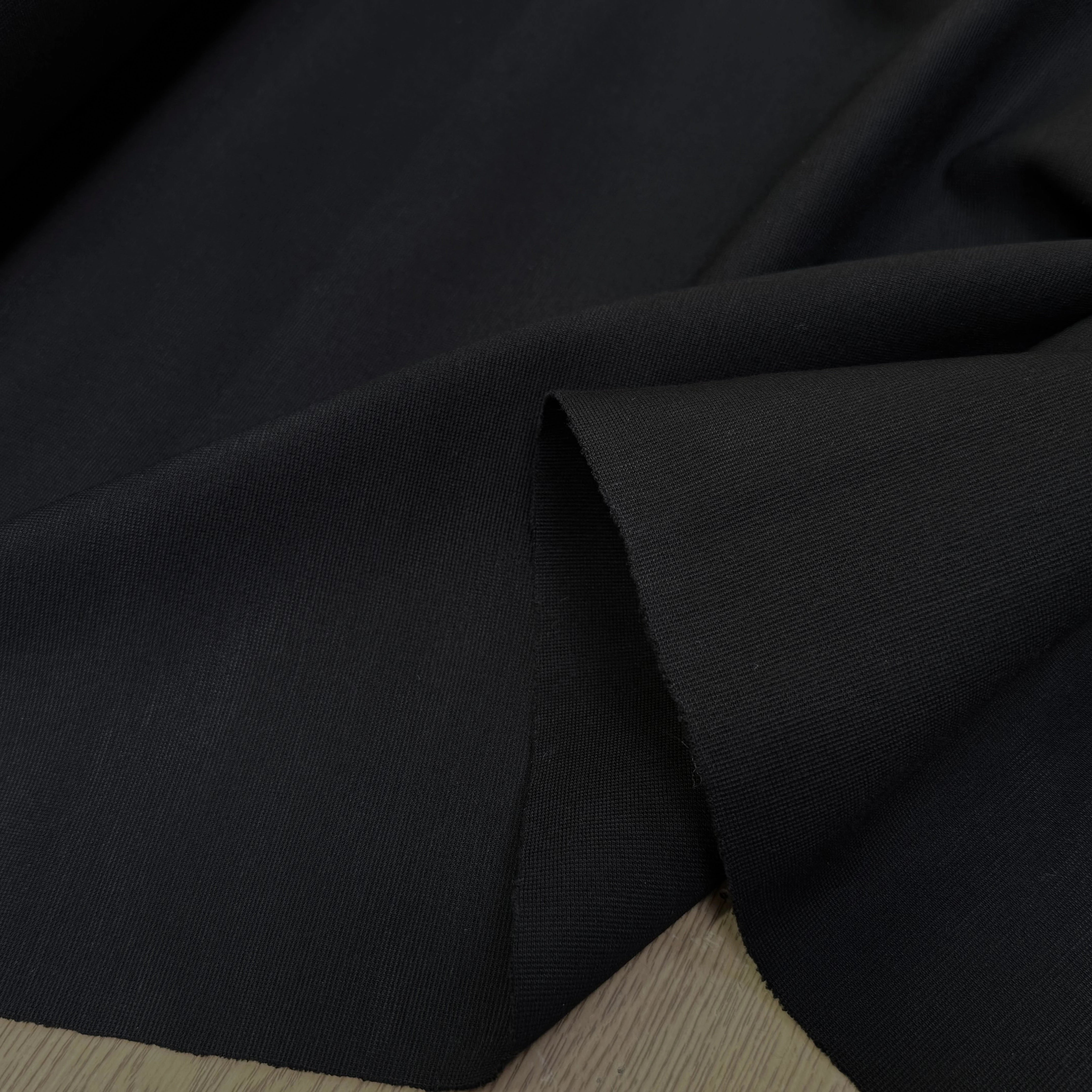 MAILLE VISCOSE LOURDE NOIR ULTRA STRETCH 85% VISCOSE - My Little Coupon