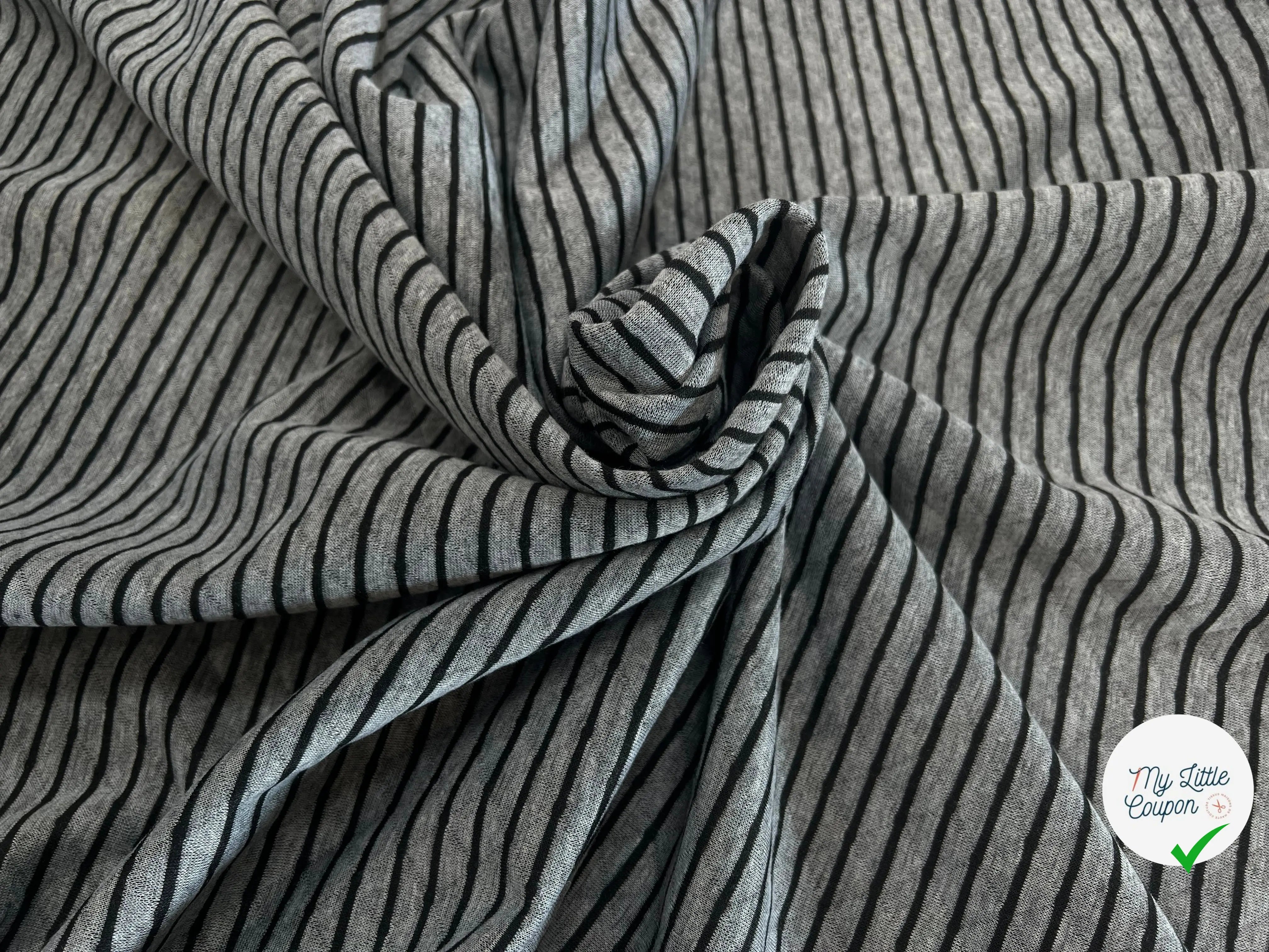 MOLLETON GRIS RAYURES NOIRES - My Little Coupon