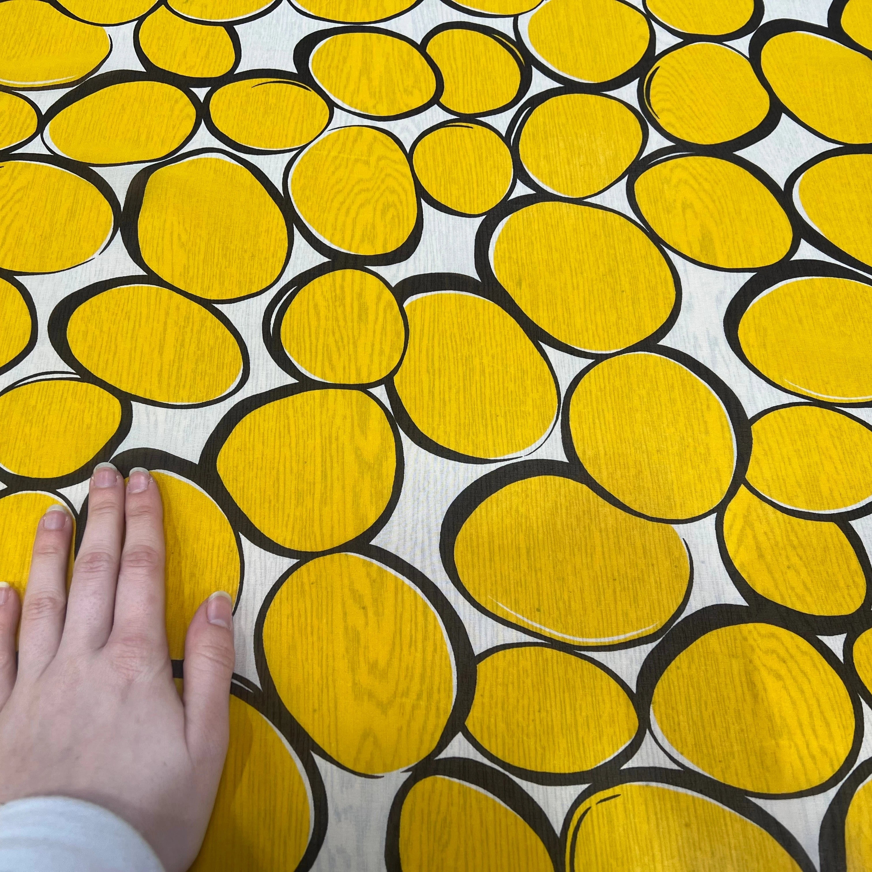 MOUSSELINE DE SOIE ROND JAUNE - My Little Coupon