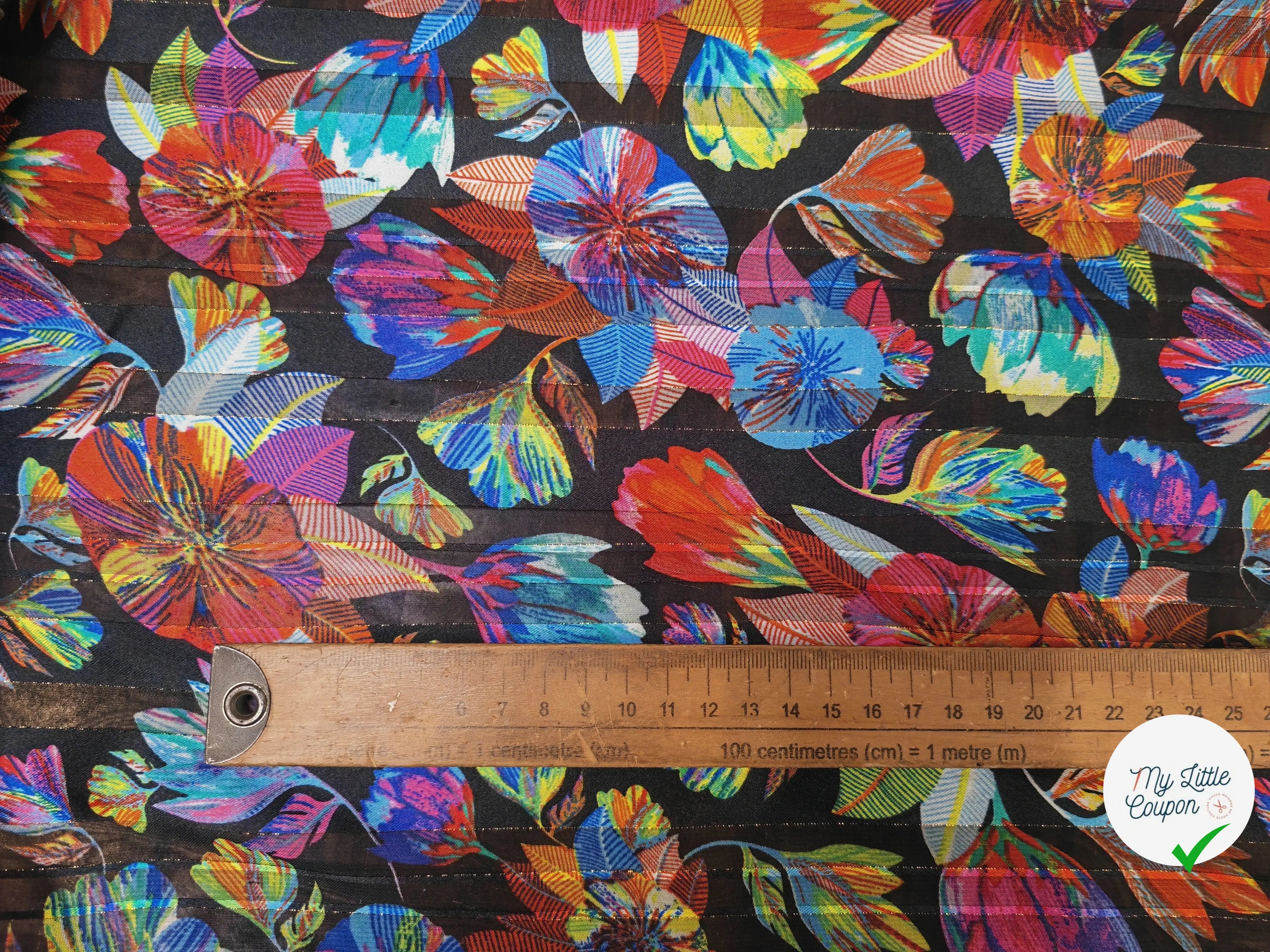 MOUSSELINE FLEURS TRÈS COLORÉ FOND NOIR - My Little Coupon
