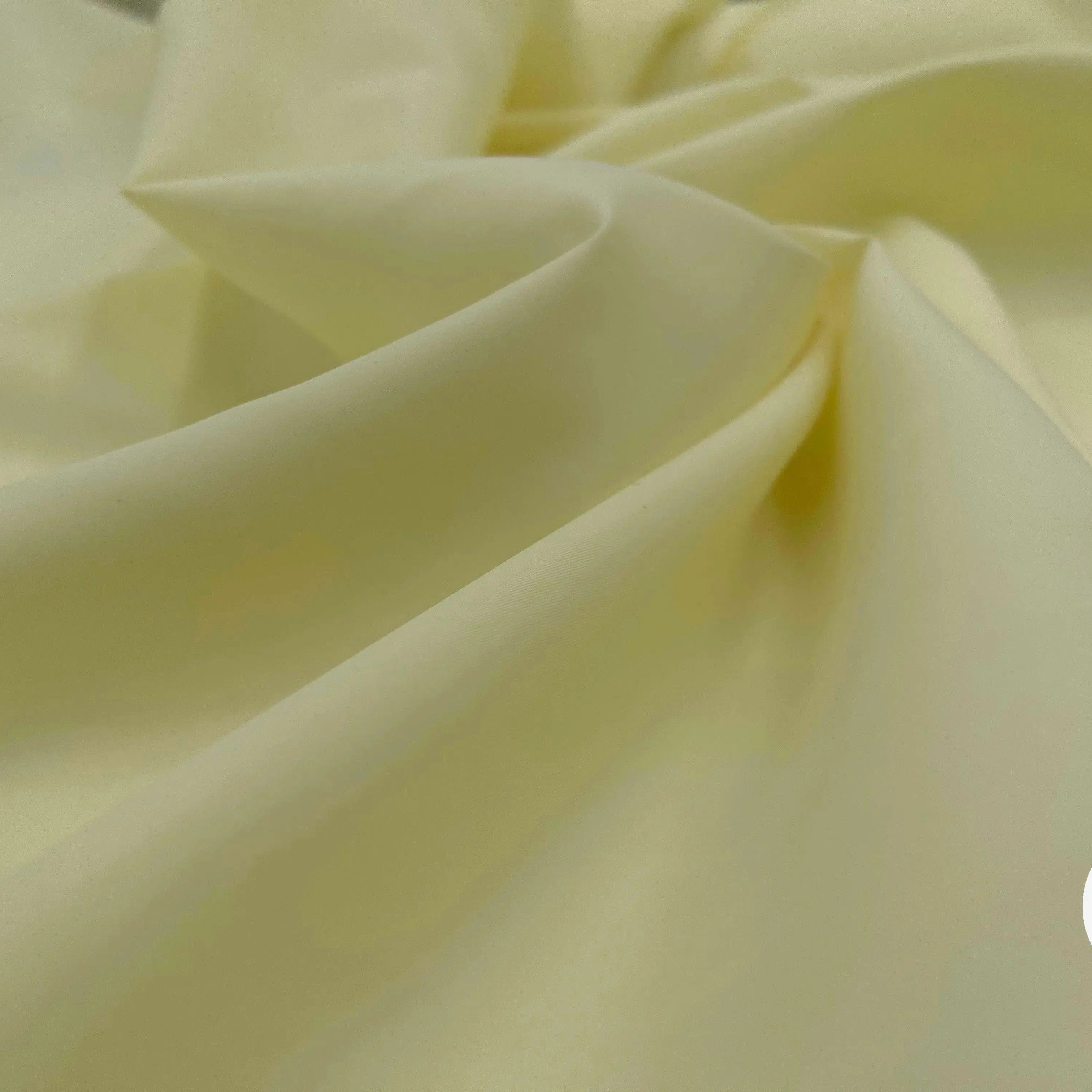 TAFFETAS COUPEVENT SPORTSWEAR JONQUILLE - coupon de tissu de 3 mètres - My Little Coupon - tissu - coudre