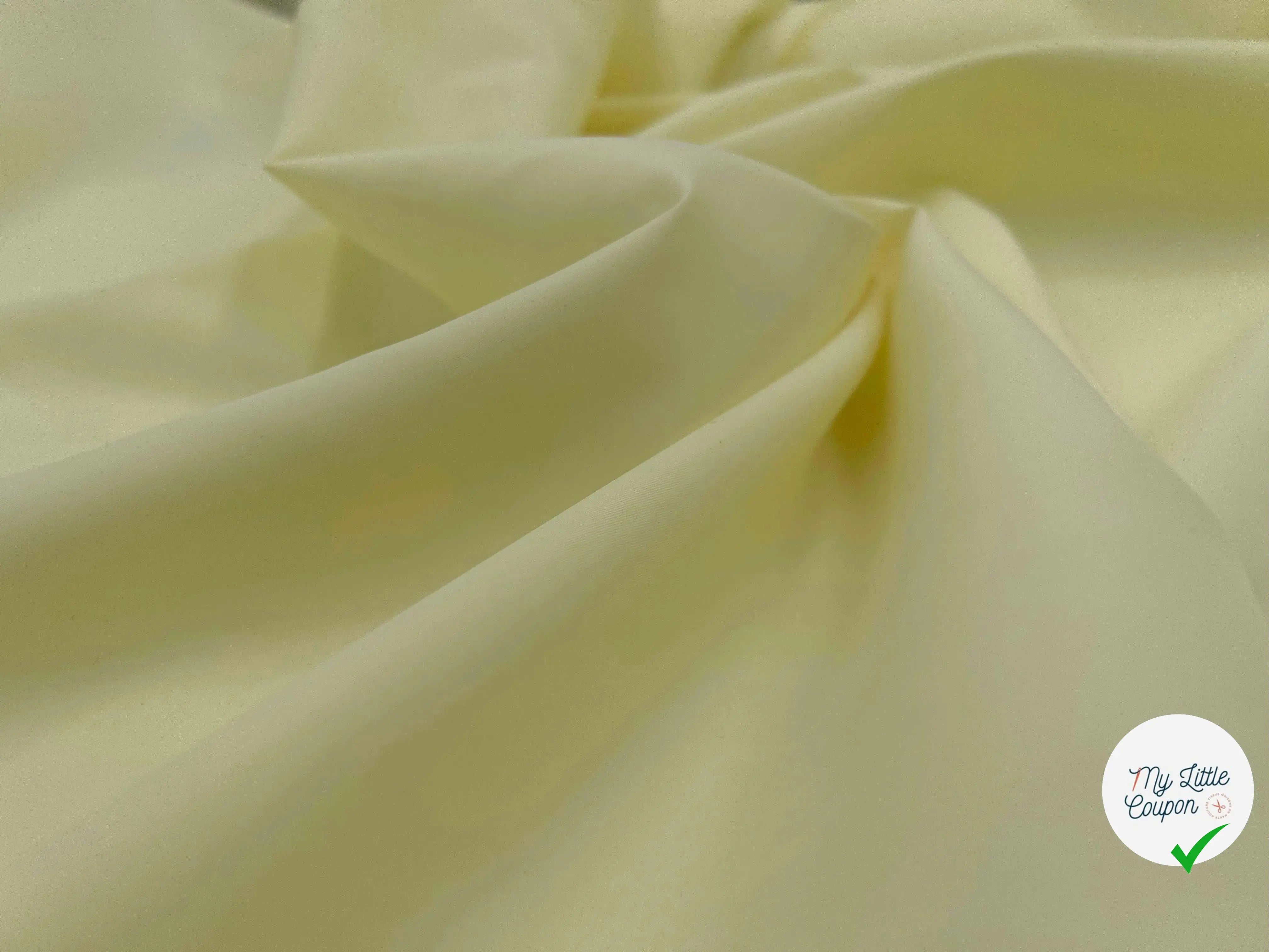 TAFFETAS COUPEVENT SPORTSWEAR JONQUILLE - coupon de tissu de 3 mètres - My Little Coupon - tissu - coudre