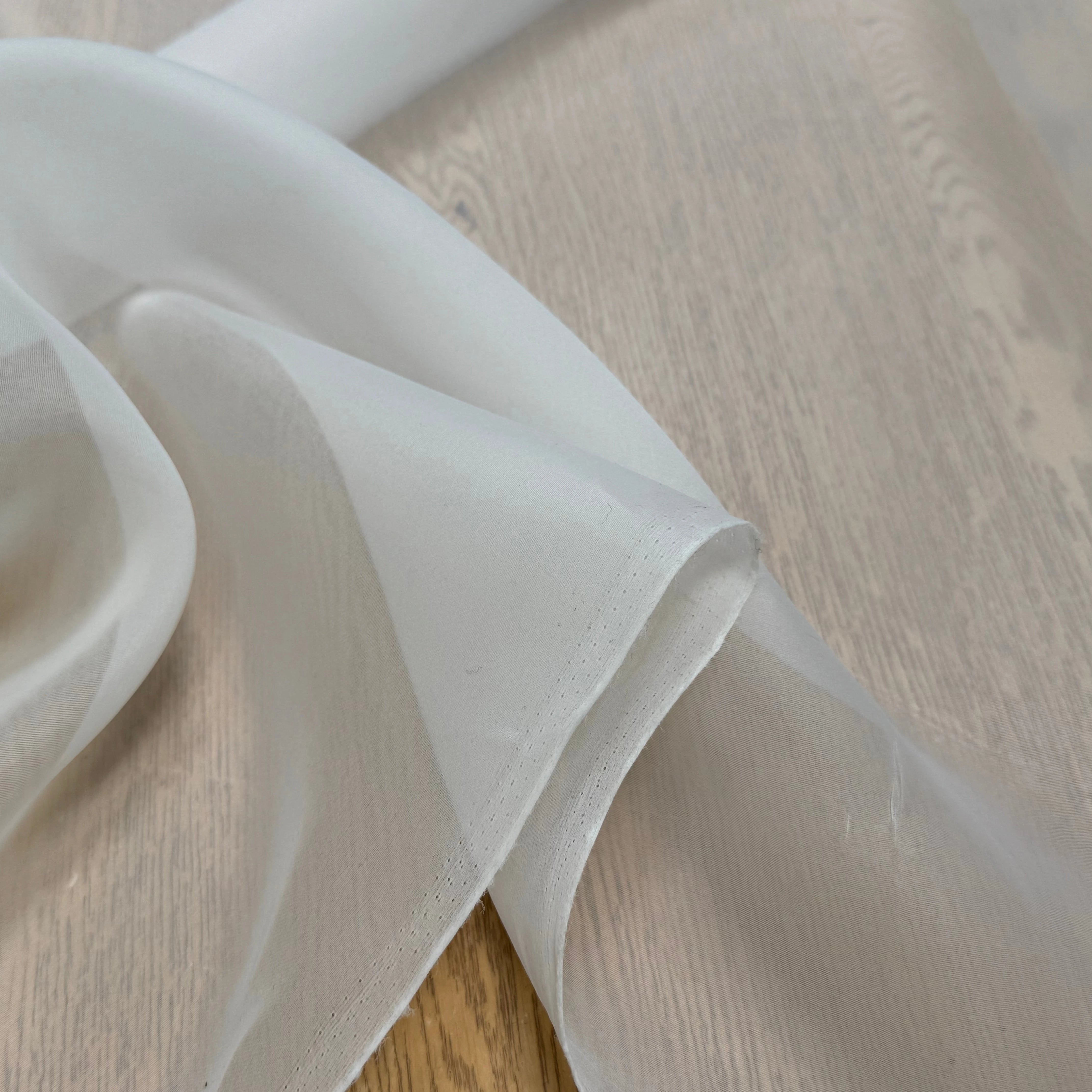 ORGANZA BLANC CASSÉ - My Little Coupon