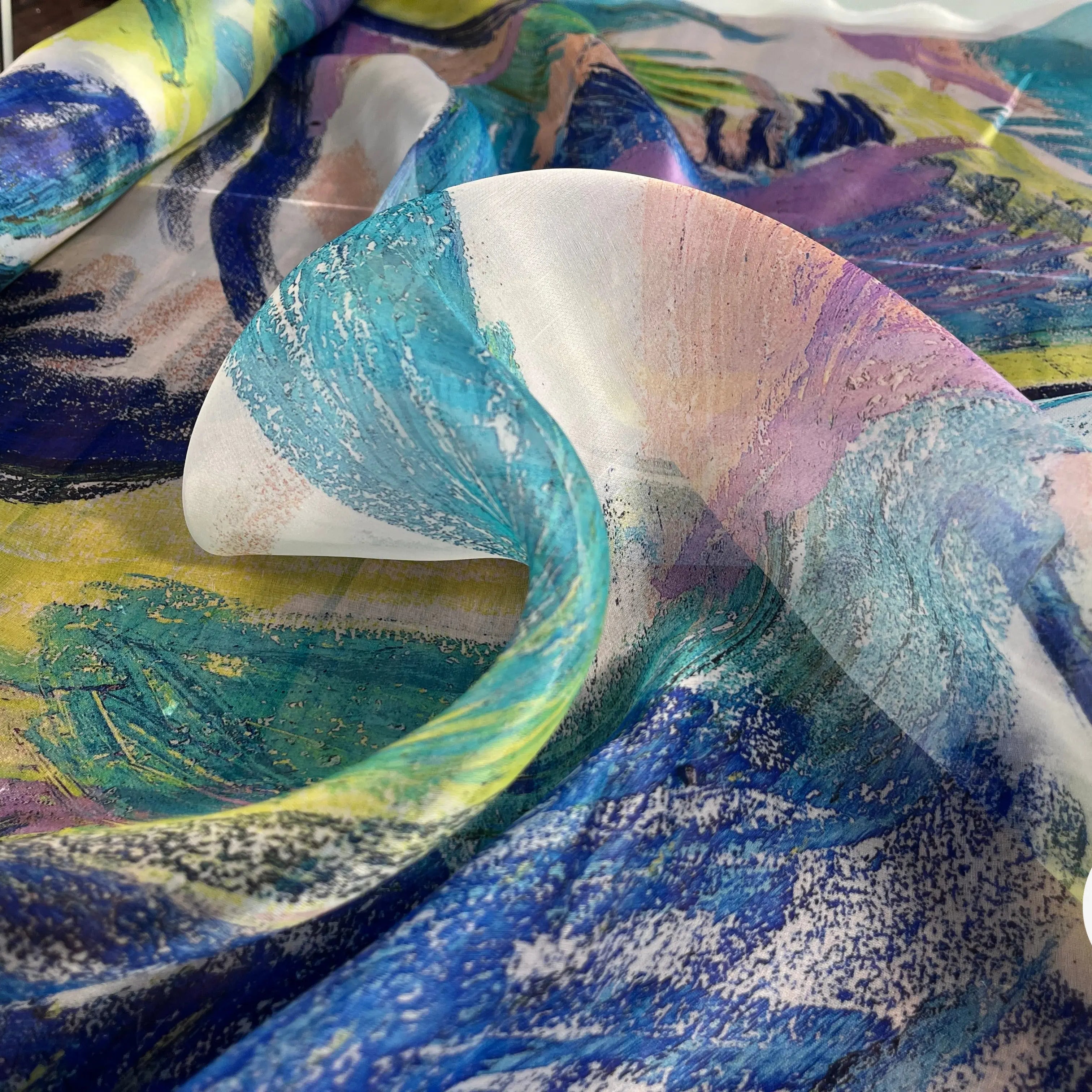 ORGANZA DE SOIE IMPRIMÉ GRAPHIQUE OCÉAN BLEU RAPPEL DE JAUNE - My Little Coupon