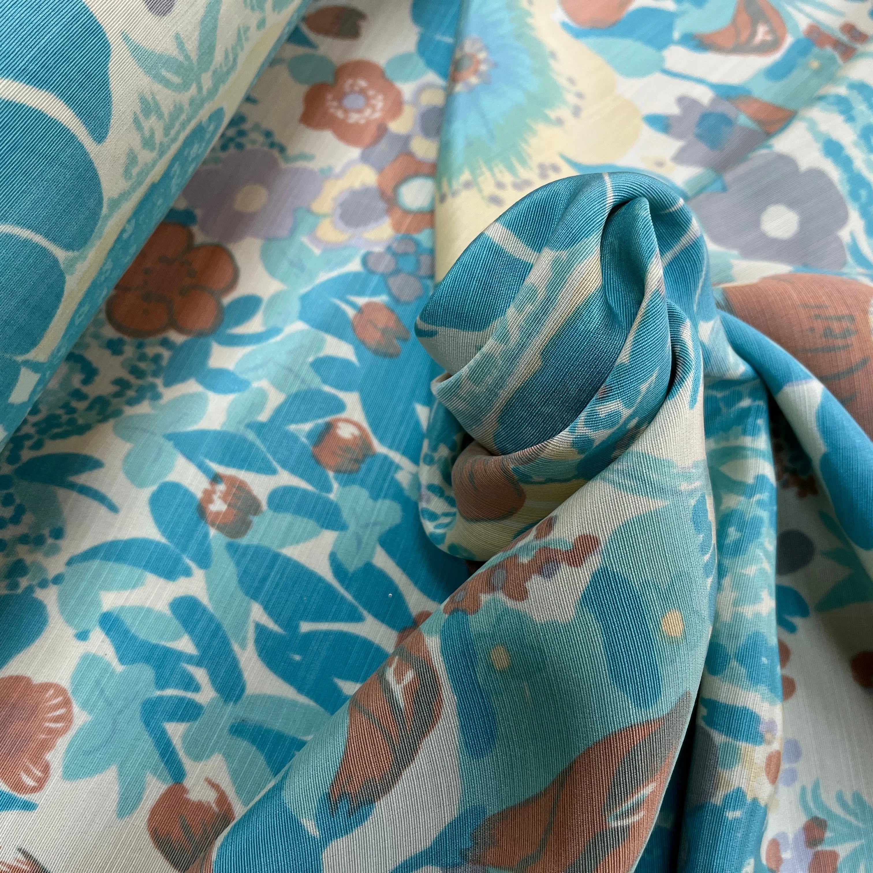 OTTOMAN LAINE VISCOSE FOND ÉCRU MOTIF FLEURS BLEU MARRON VERT 95CM - My Little Coupon