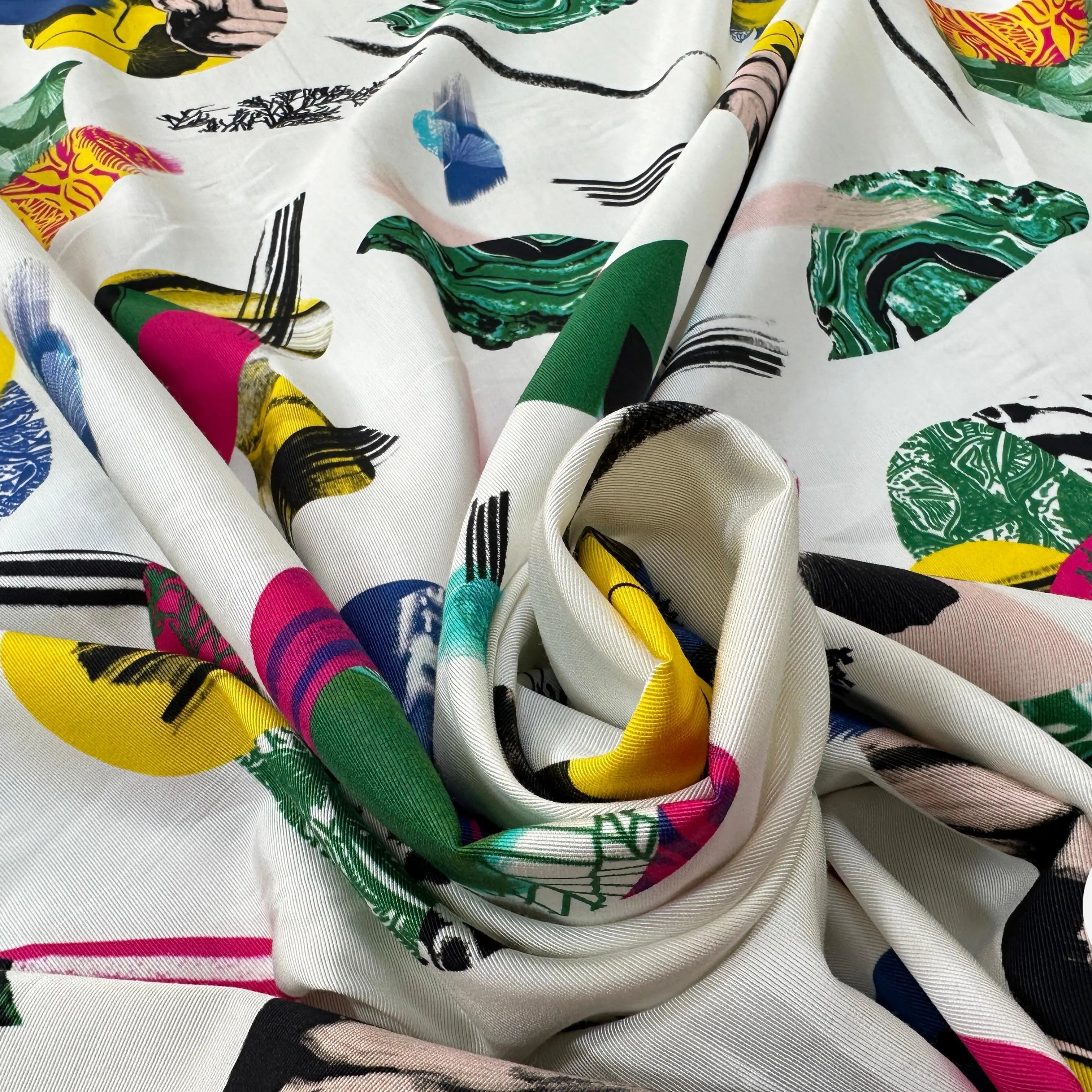 OTTOMAN SOUPLE VISCOSE ALLINEAMENTO DEI PIANETI - My Little Coupon