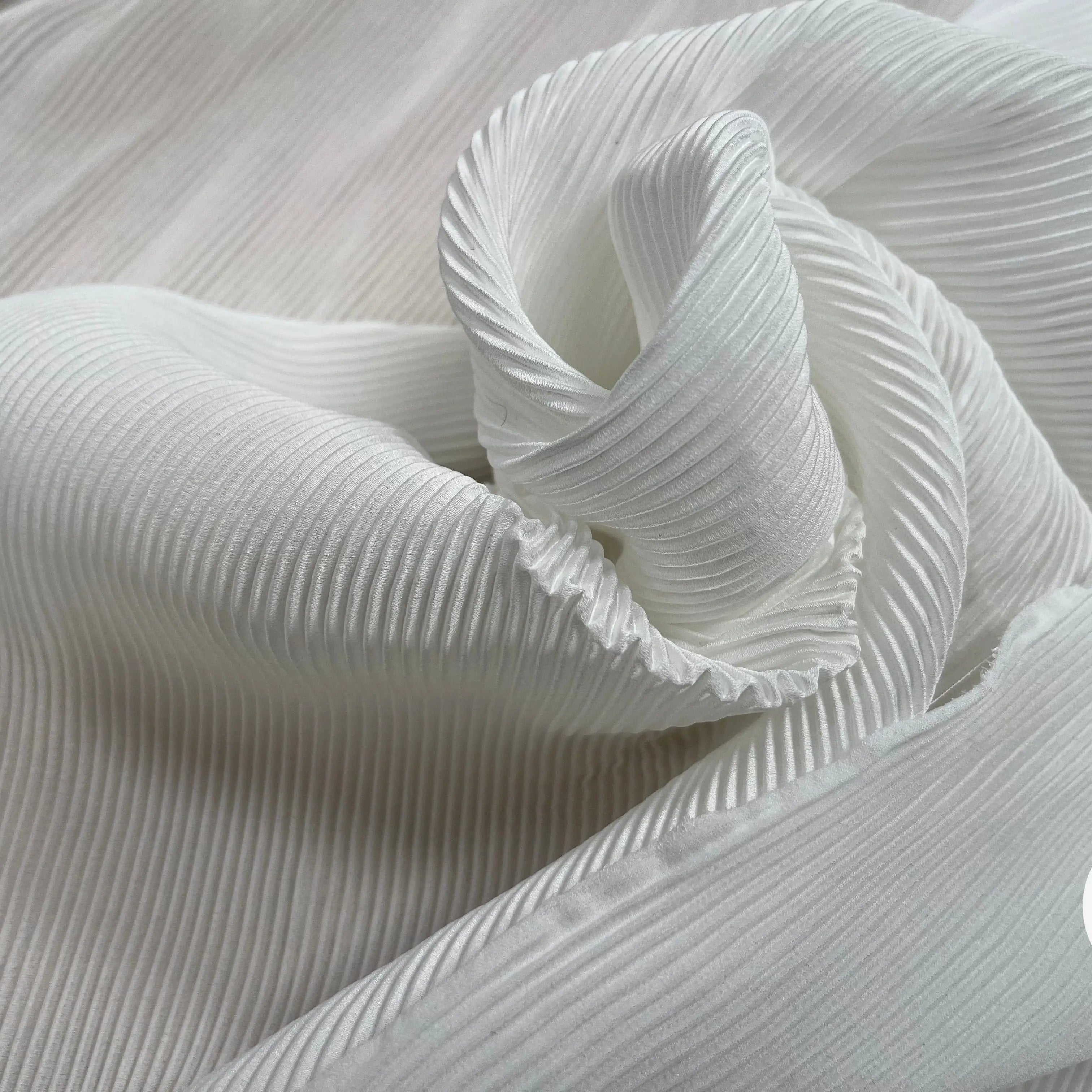 OTTOMAN ULTRA STRECH BLANC CASSÉ - My Little Coupon