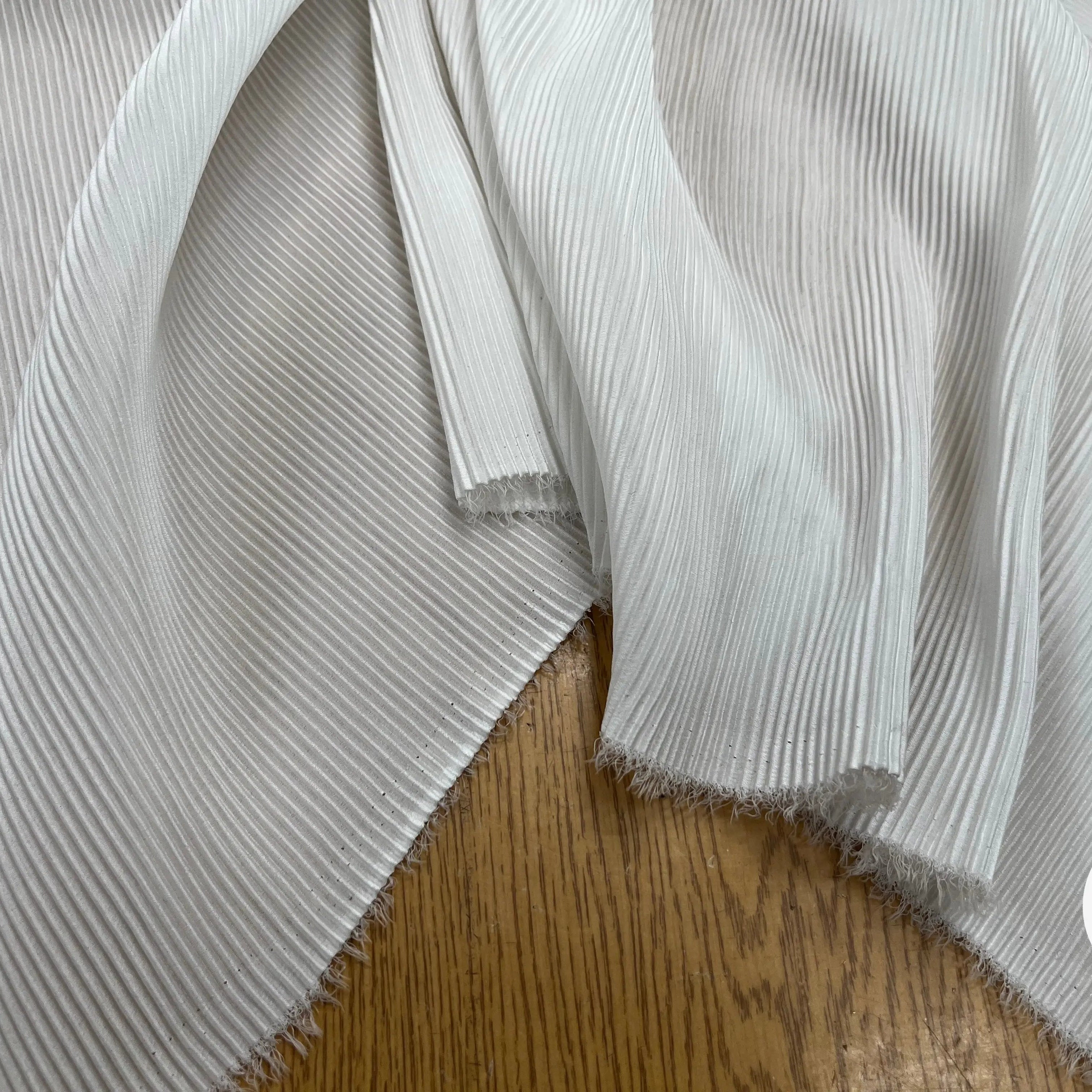 OTTOMAN ULTRA STRECH BLANC CASSÉ - My Little Coupon