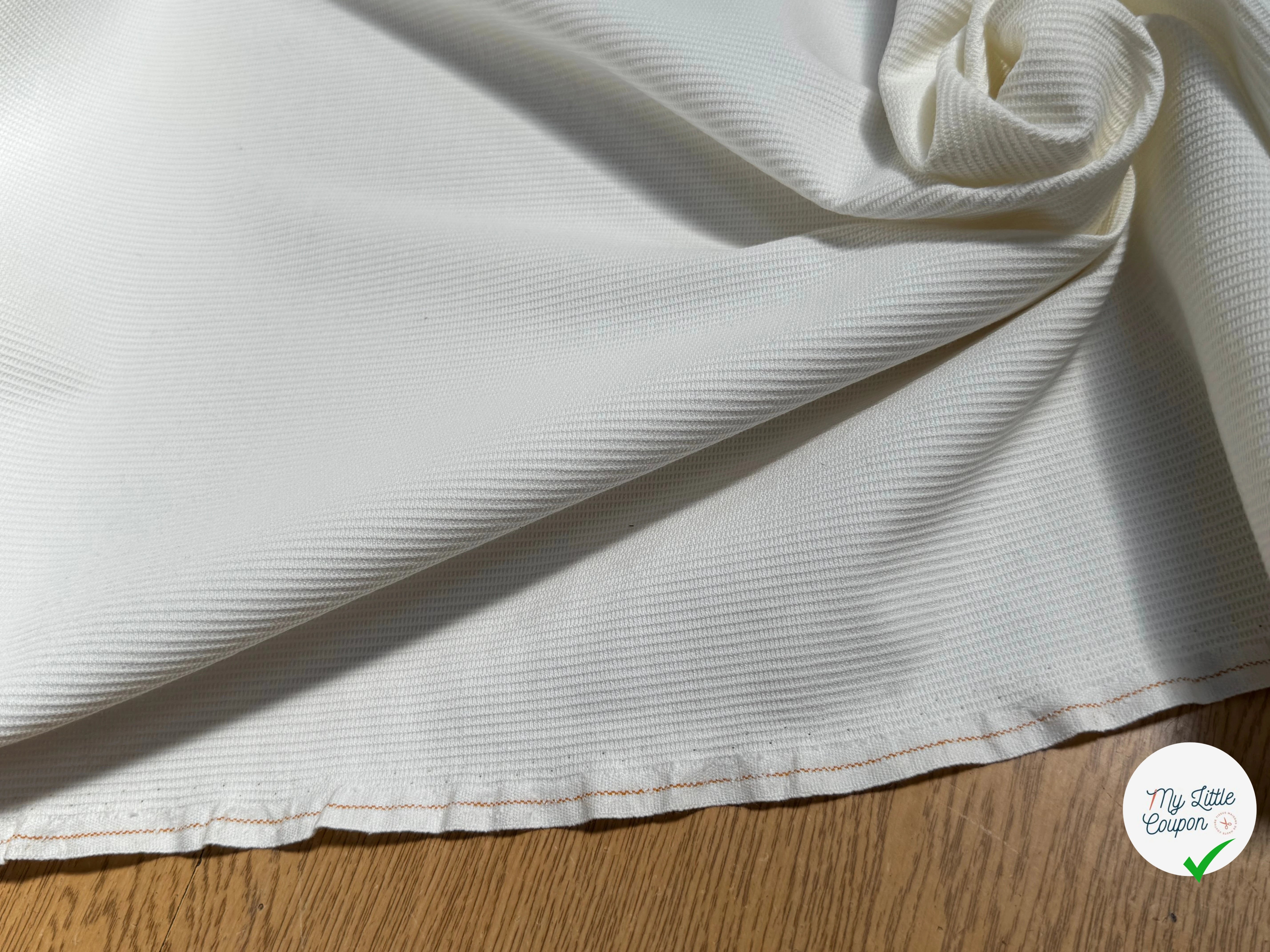 PIQUÉ COTON STRETCH BLANC CASSÉ PARFAITE TENUE - My Little Coupon