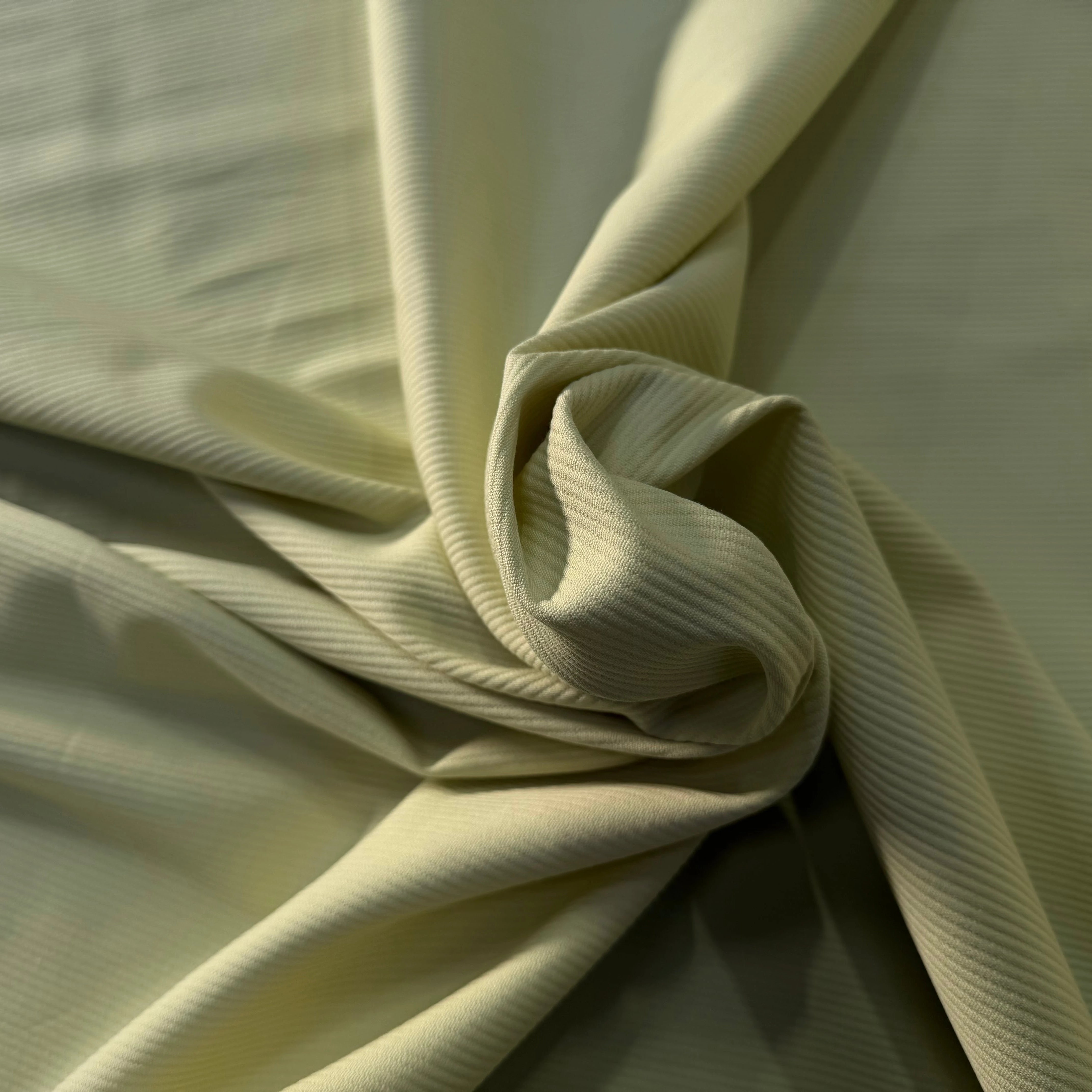 PIQUÉ COTON STRETCH JAUNE CLAIR PRESQUE ANIS PASTAGA - My Little Coupon