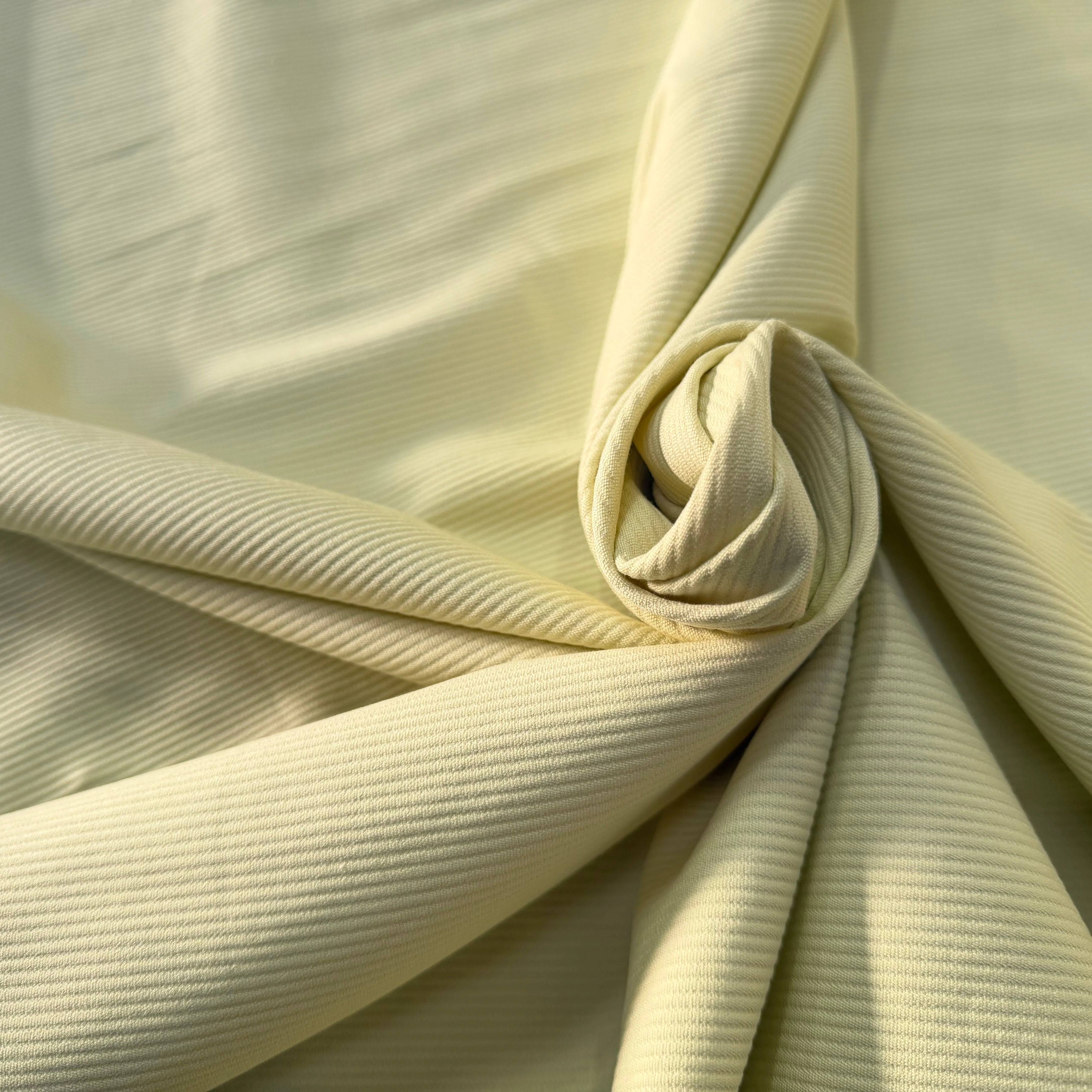 PIQUÉ COTON STRETCH JAUNE CLAIR PRESQUE ANIS PASTAGA - My Little Coupon