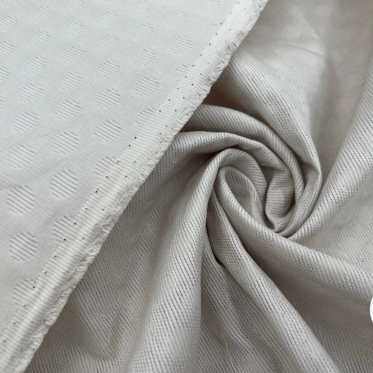 PIQUÉ DE COTON JACQUARD RUCHES BEIGES - My Little Coupon - tissu - coudre