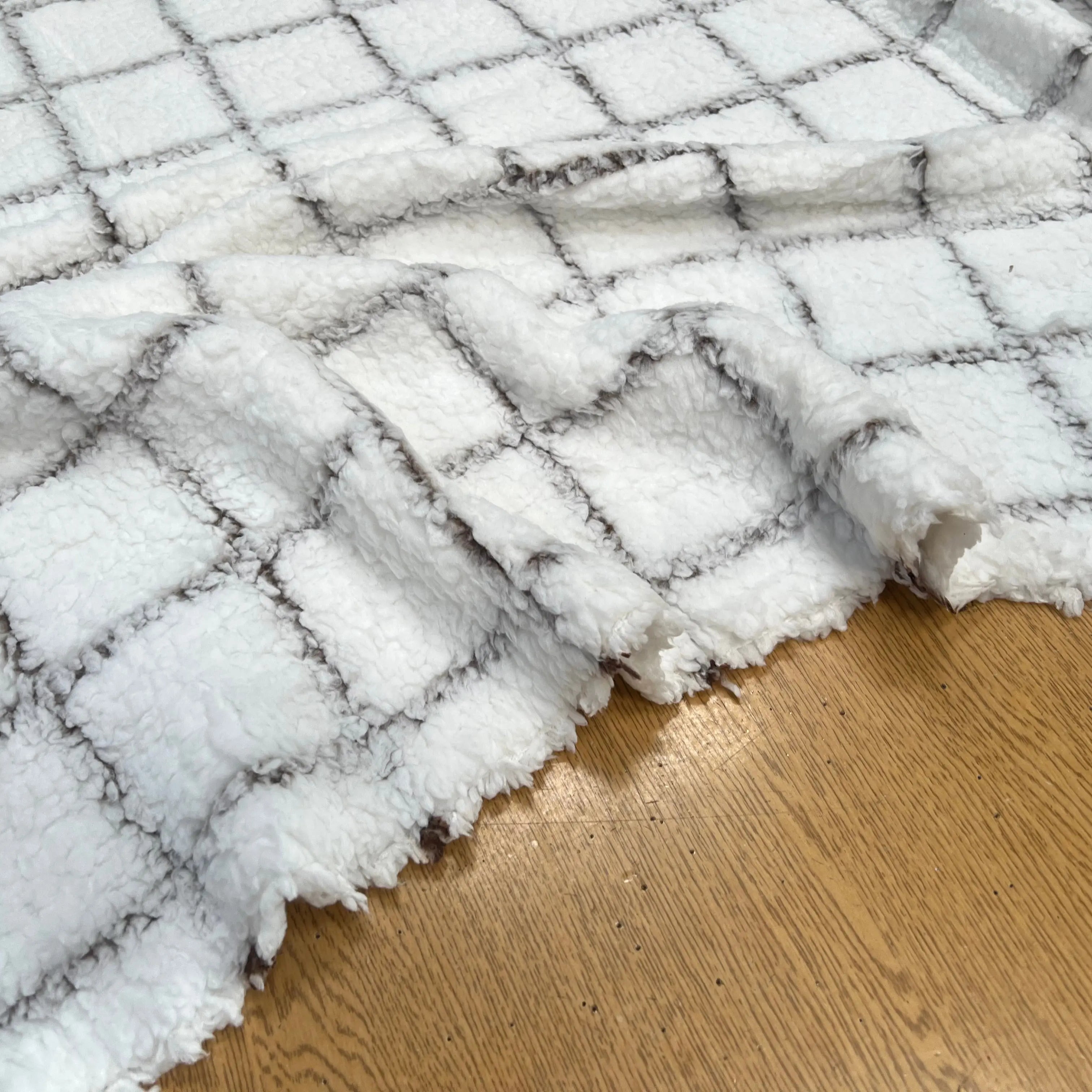 POLAIRE DOUDOU MAJEUR BLANC/OURSON CARREAUX - My Little Coupon