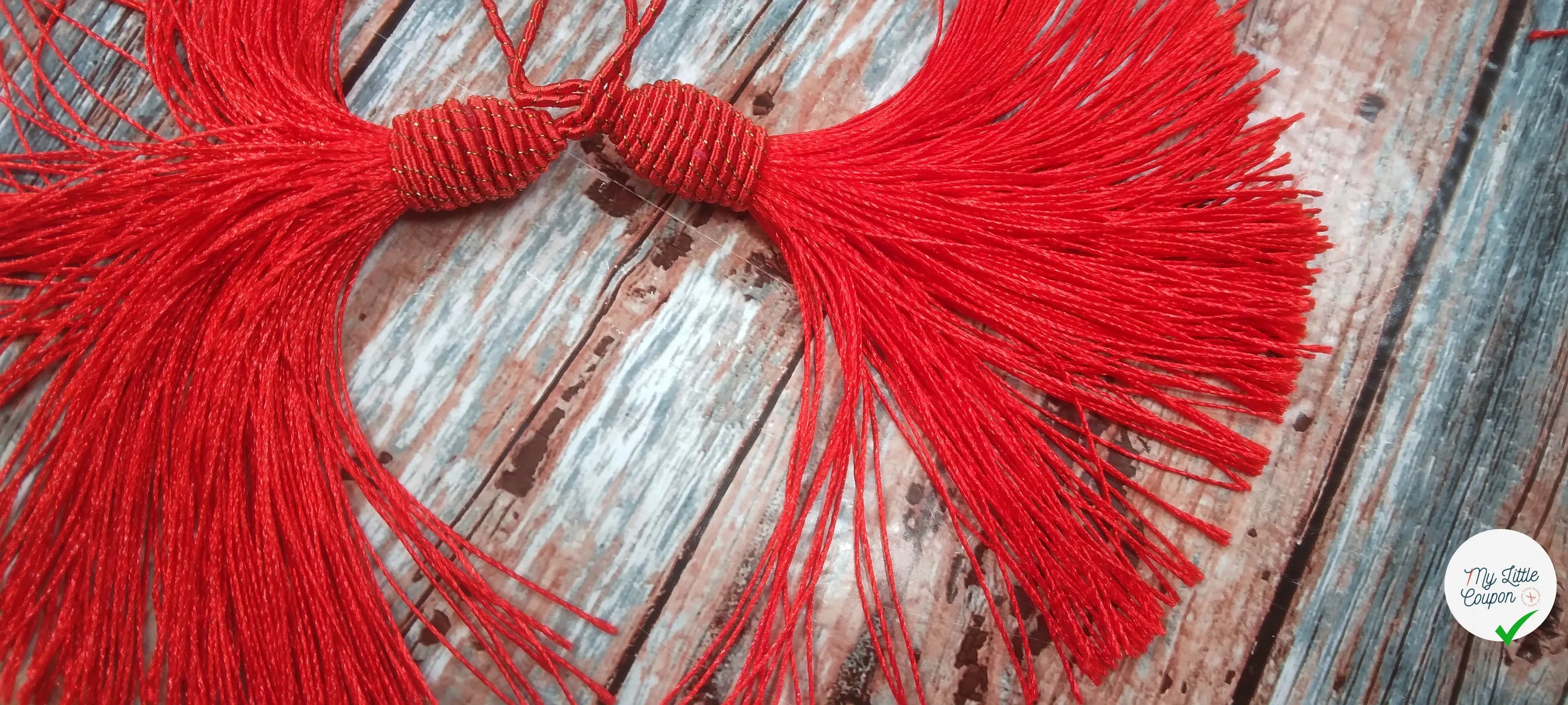 POMPON ROUGE 10CM (lot de 2) - My Little Coupon