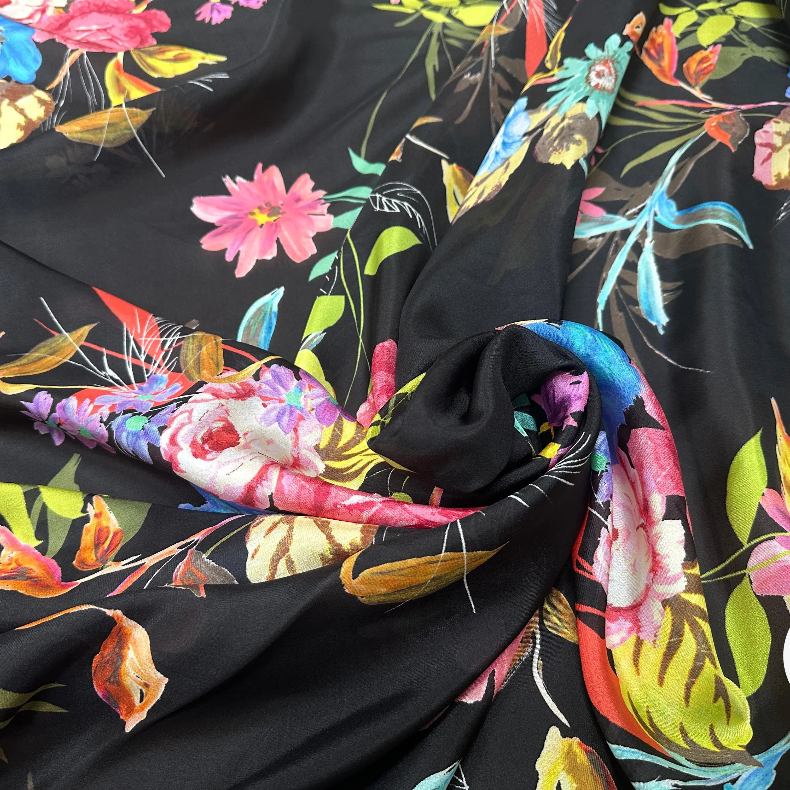 PONGÉ DE SOIE FLEURS FOND NOIR - My Little Coupon