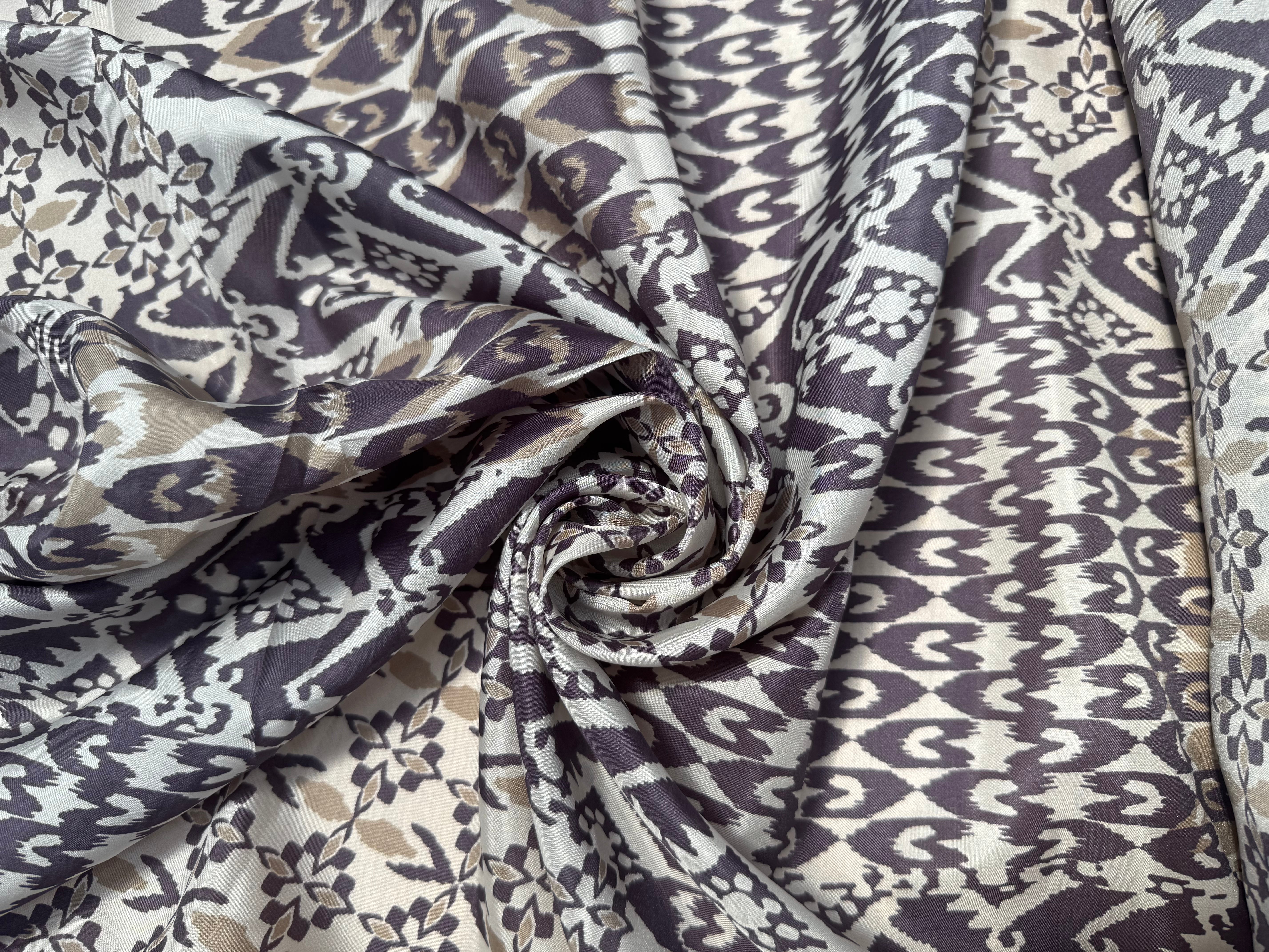 PONGÉ DE SOIE FOND BLANC MOTIFS ABSTRAIT VIOLET - My Little Coupon