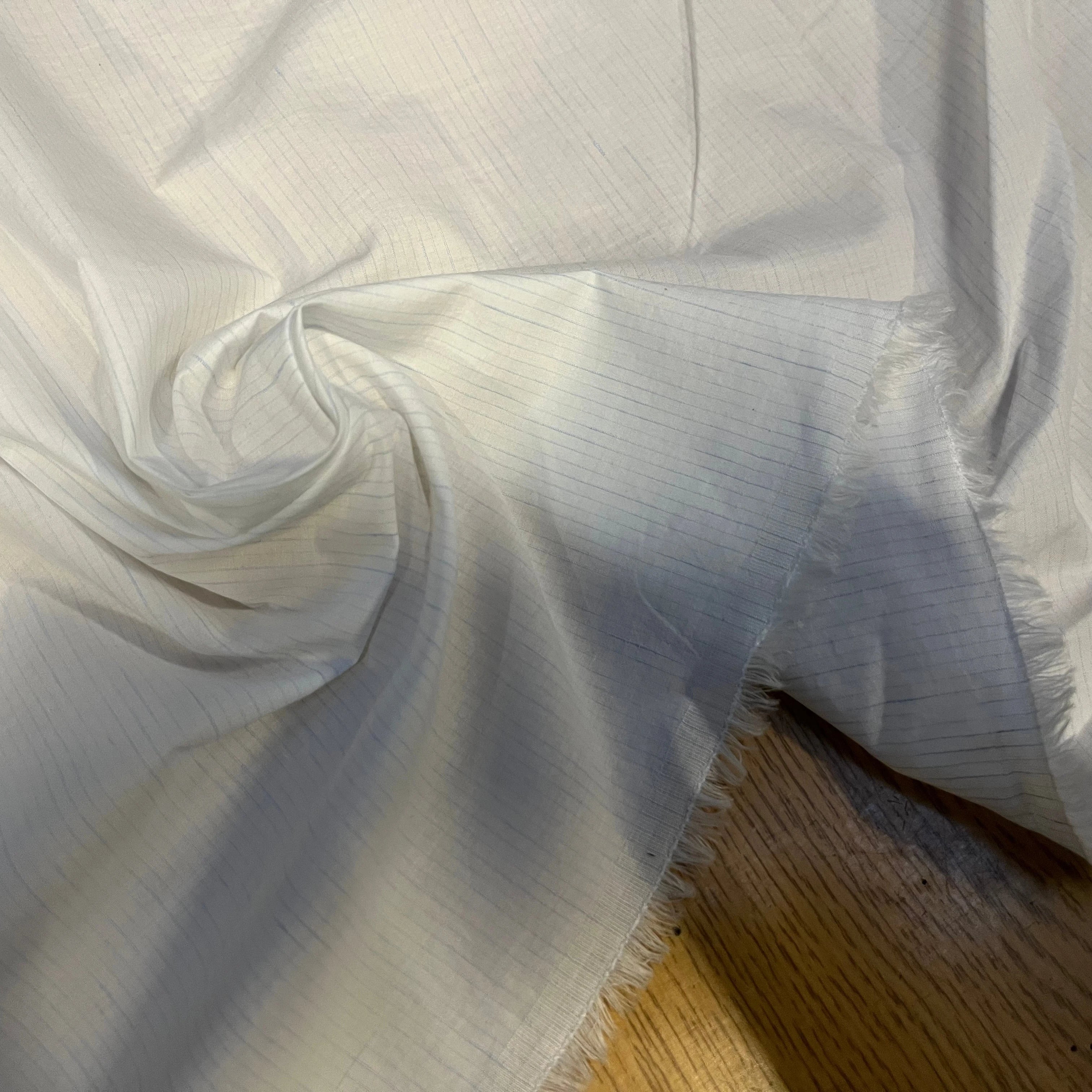 POPELINE BLANCHES À RAYURES BLEUES PIQUÉES - My Little Coupon