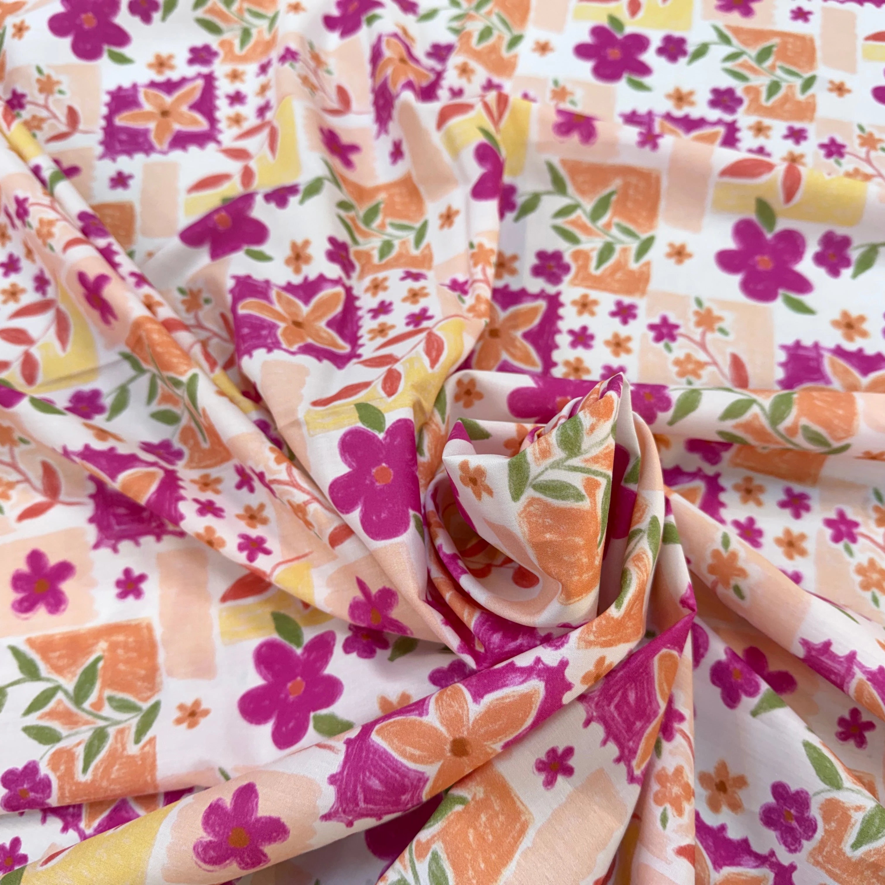 POPELINE COTON DIGITAL FLOWERS – FUCHSIA - My Little Coupon