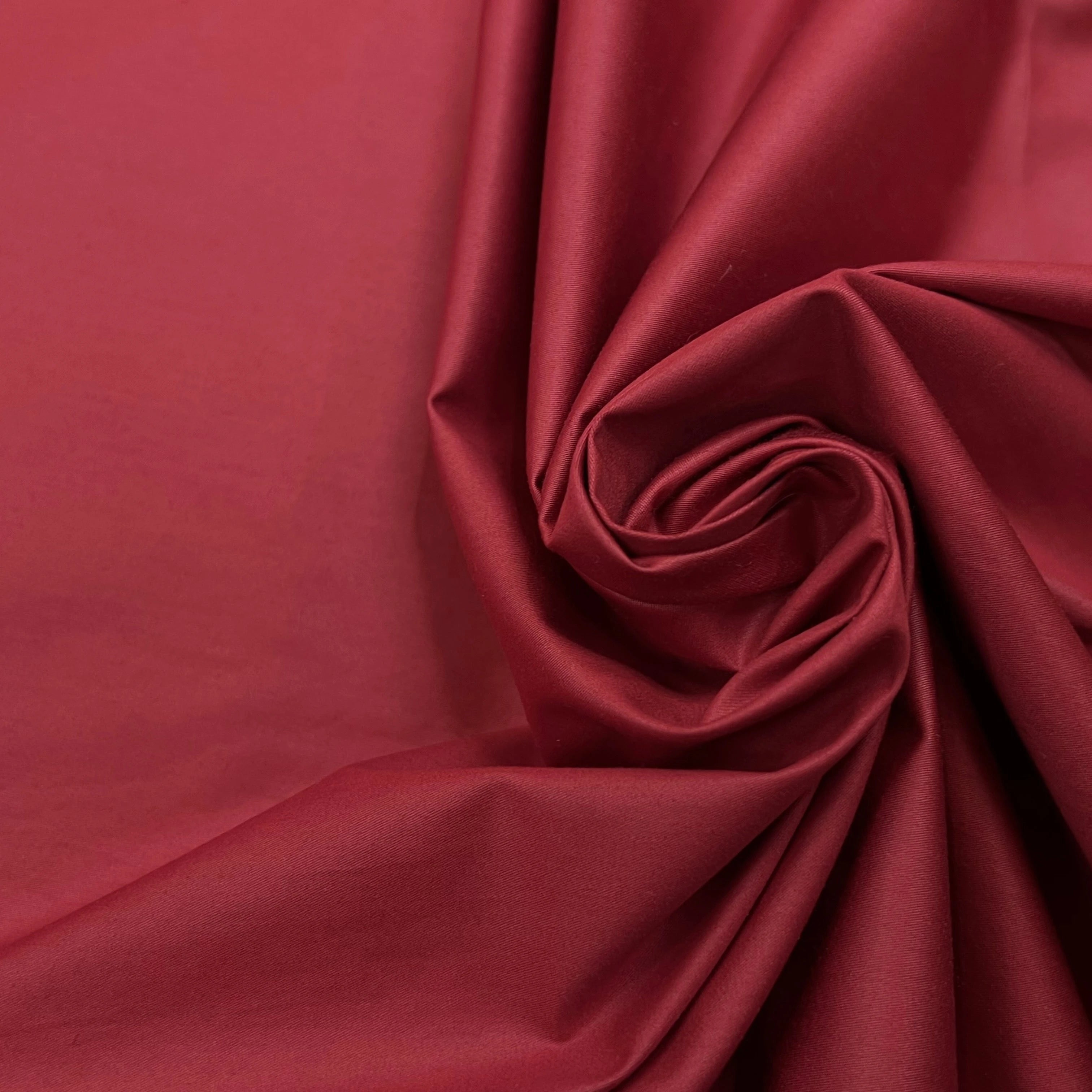 POPELINE COTON SATINÉE COTON BUNNY ROUGE SUPERBE ÉFFET CRAQUANT 100% COTON - My Little Coupon