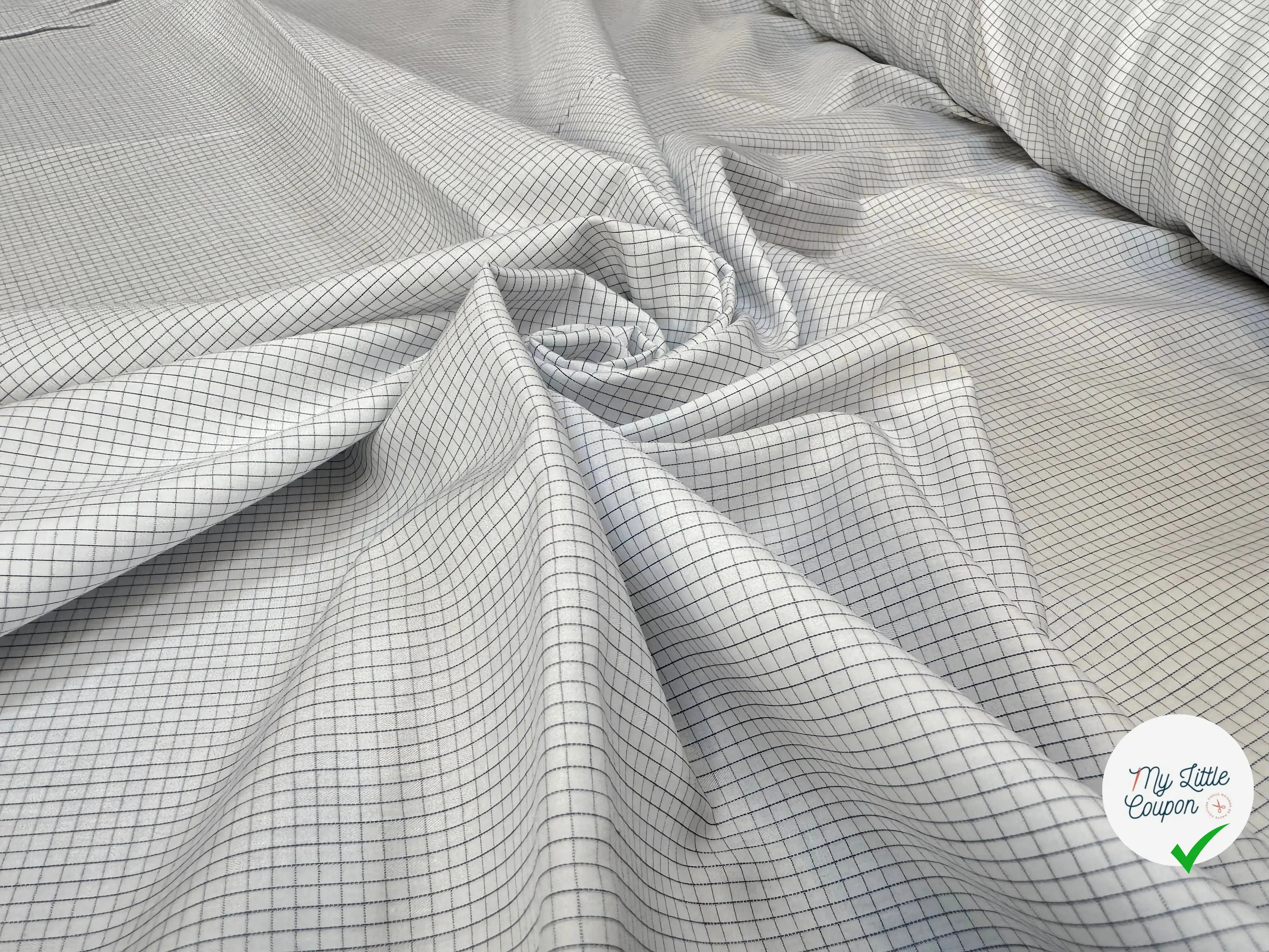 POPELINE DE COTON 100% COTON A CARREAUX BLANC ET BLEU MARINE (TESSITURA MONTI) - My Little Coupon