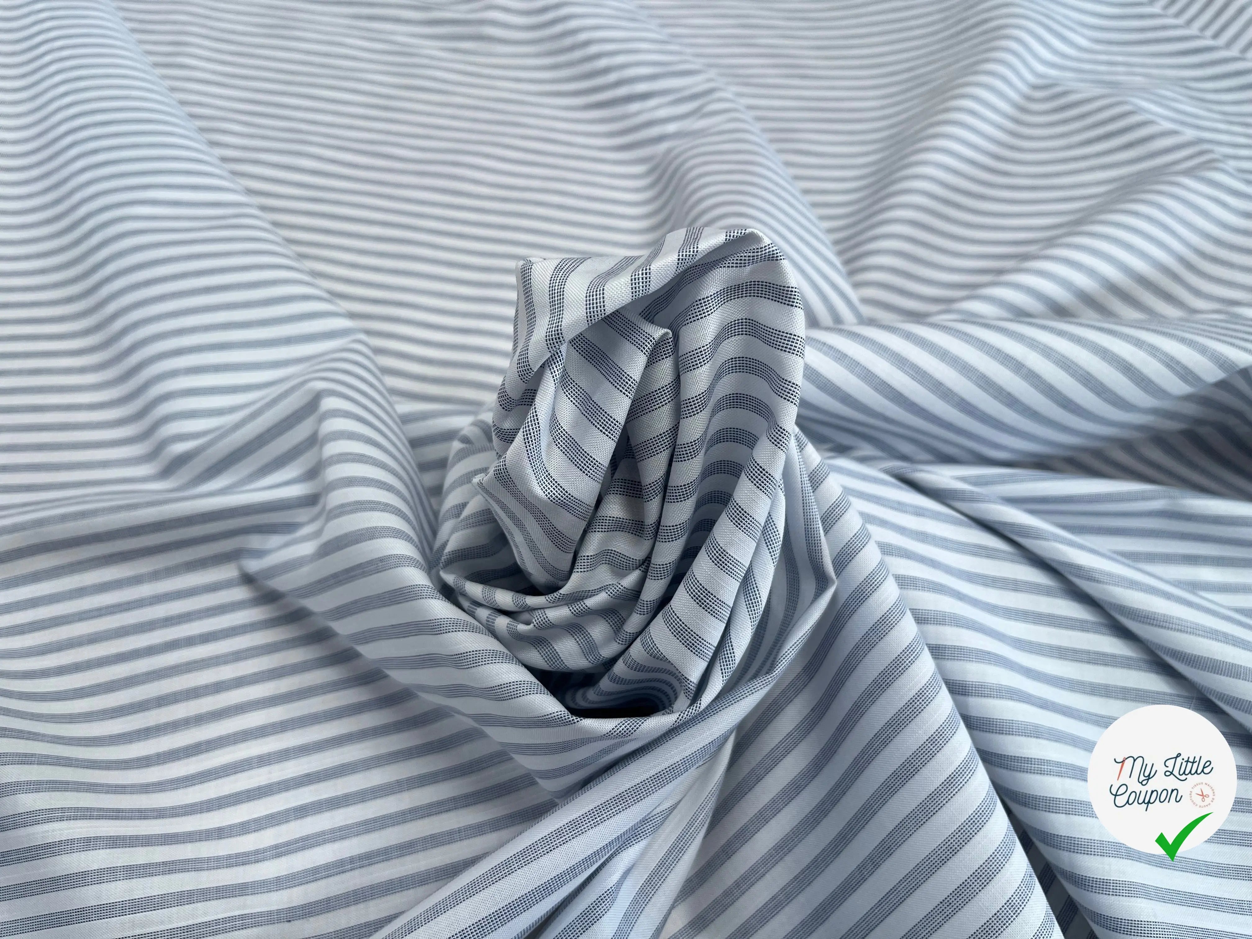 POPELINE DE COTON À RAYURE BLEU FOND BLANC - My Little Coupon