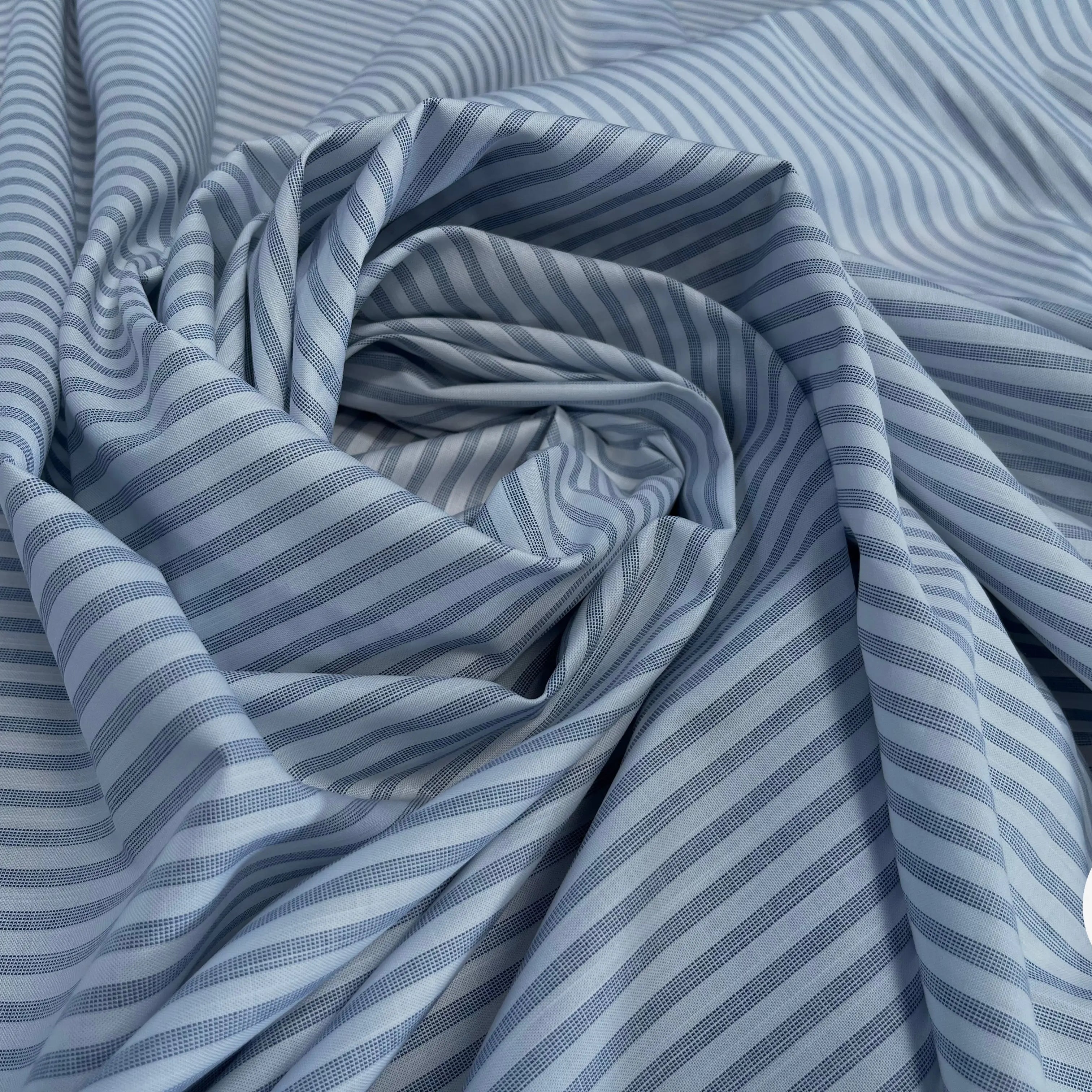 POPELINE DE COTON À RAYURE BLEU FOND BLANC - My Little Coupon