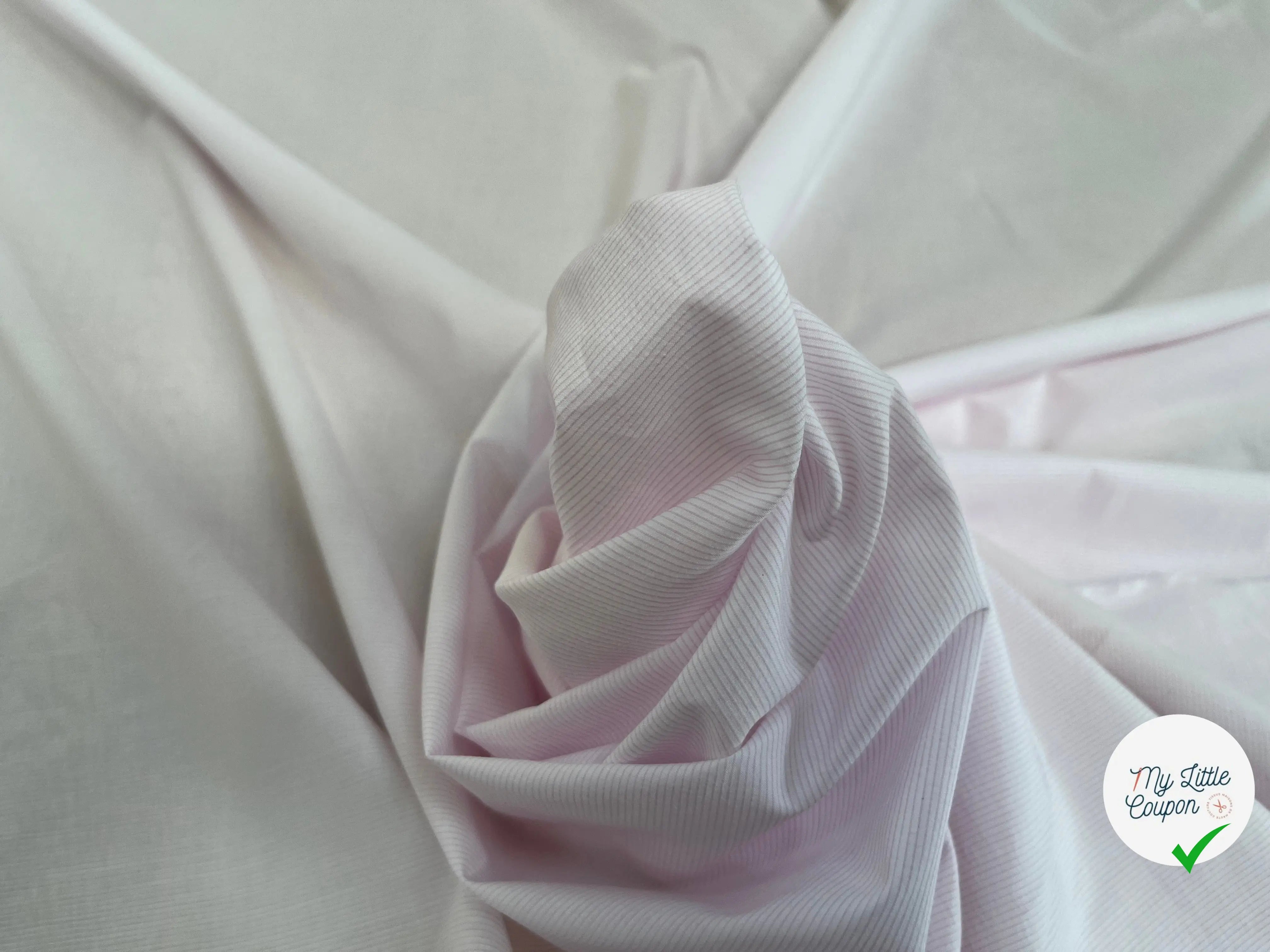 POPELINE DE COTON À RAYURE FINE ROSE CLAIR - My Little Coupon