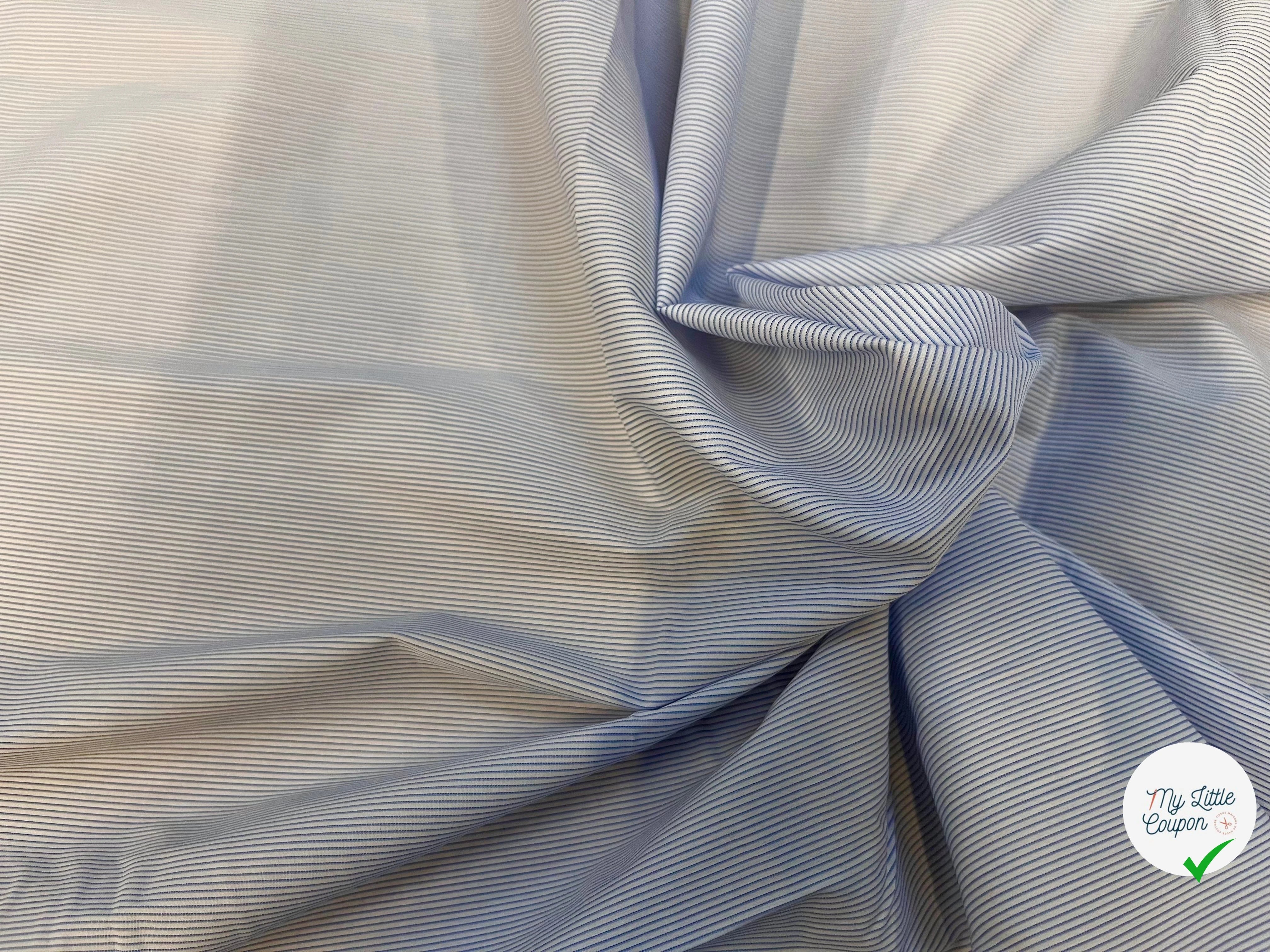 POPELINE DE COTON À RAYURES BLEUES PARALLÈLES À LA LISIÈRE - My Little Coupon
