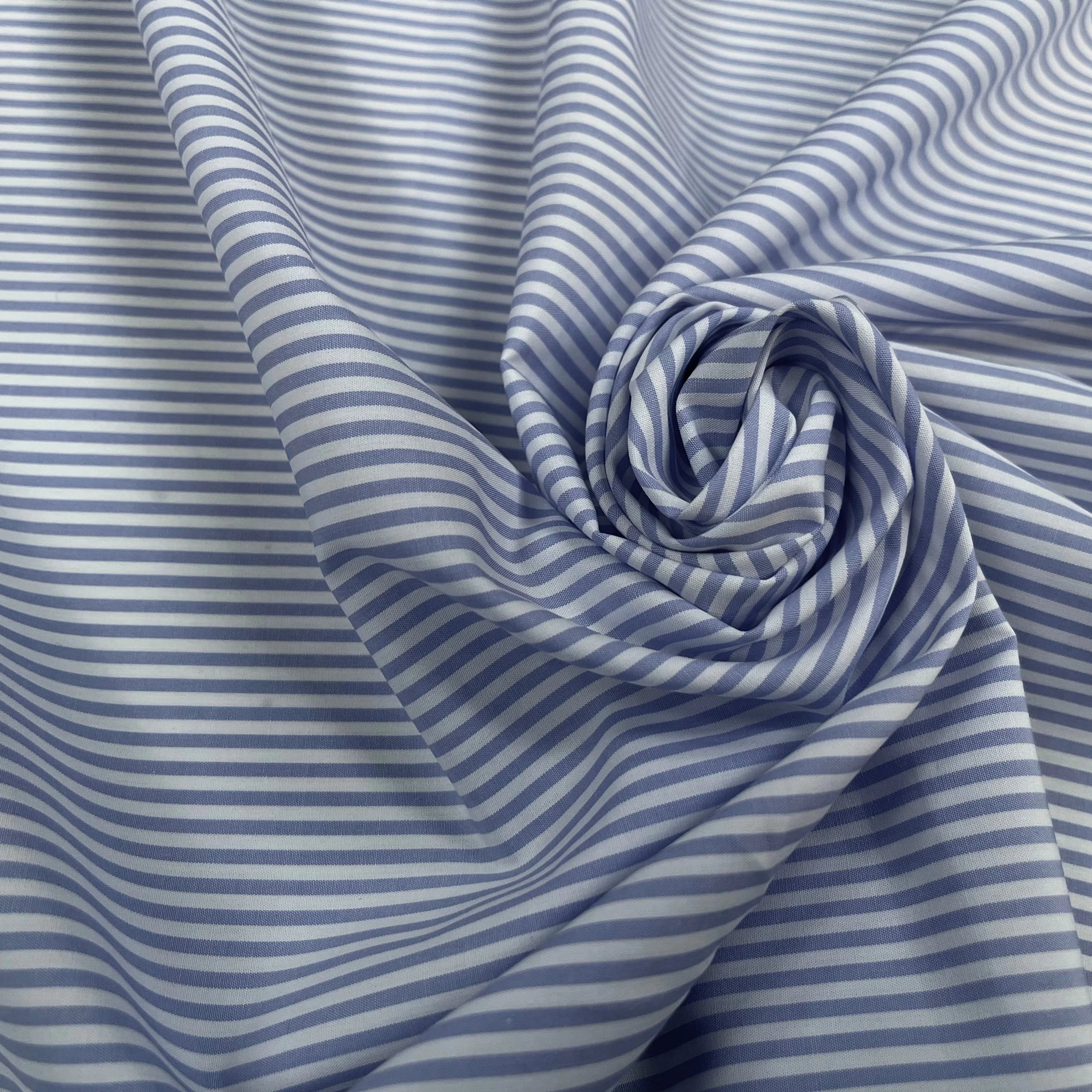 POPELINE DE COTON À RAYURES HORIZONTALES BLEU CLAIRE ET BLANC - My Little Coupon