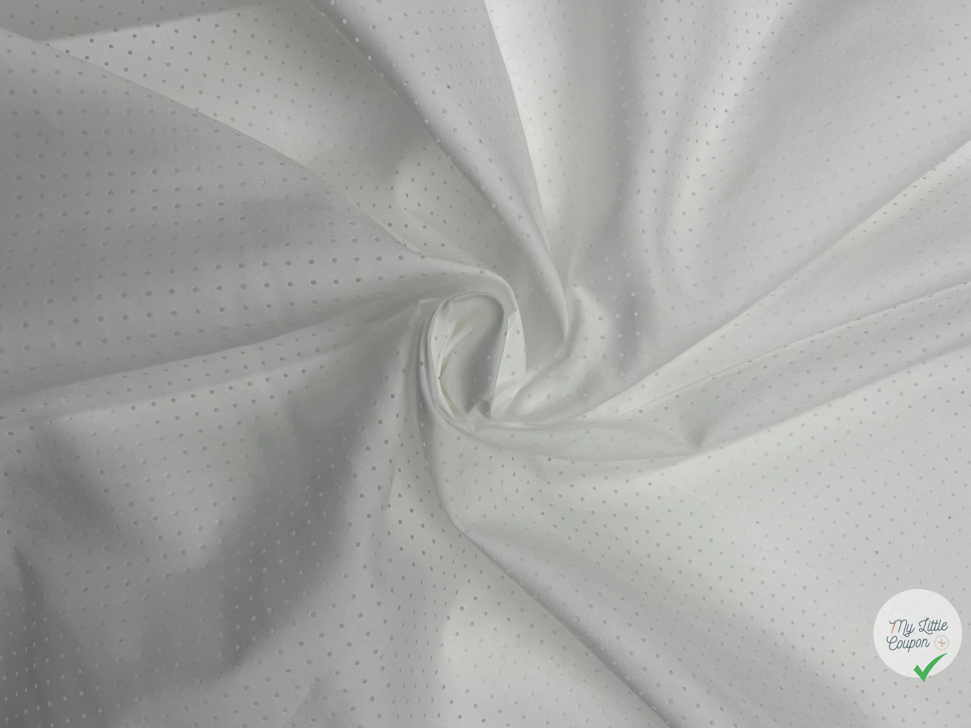 POPELINE DE COTON AJOURĂE DE PETITS POIS BLANC OPTIQUE - My Little Coupon - tissu - coudre
